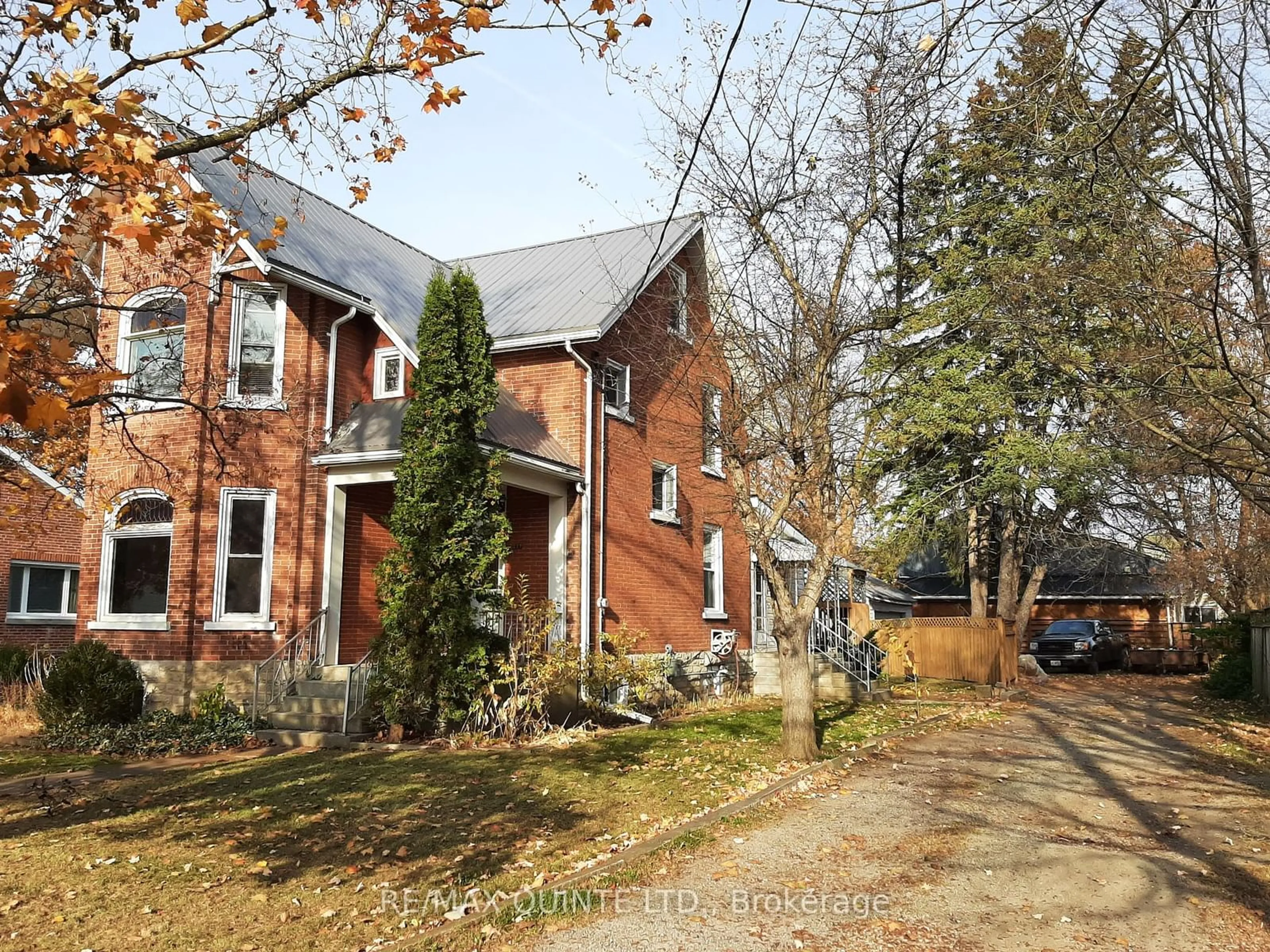 Home with brick exterior material for 227 Metcalf St, Tweed Ontario K0K 3J0