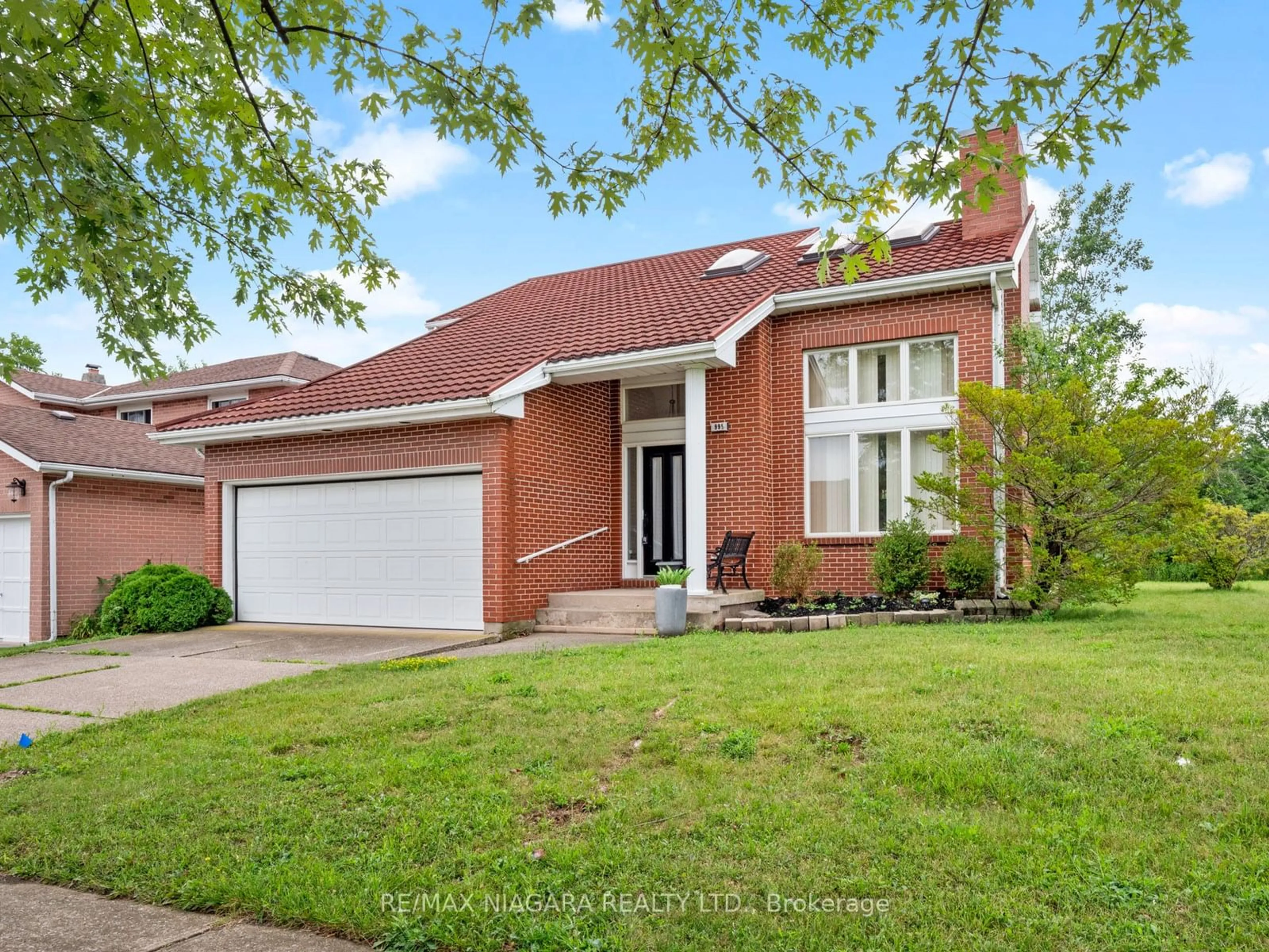 Frontside or backside of a home, the street view for 995 Concession Rd, Fort Erie Ontario L2A 6B5