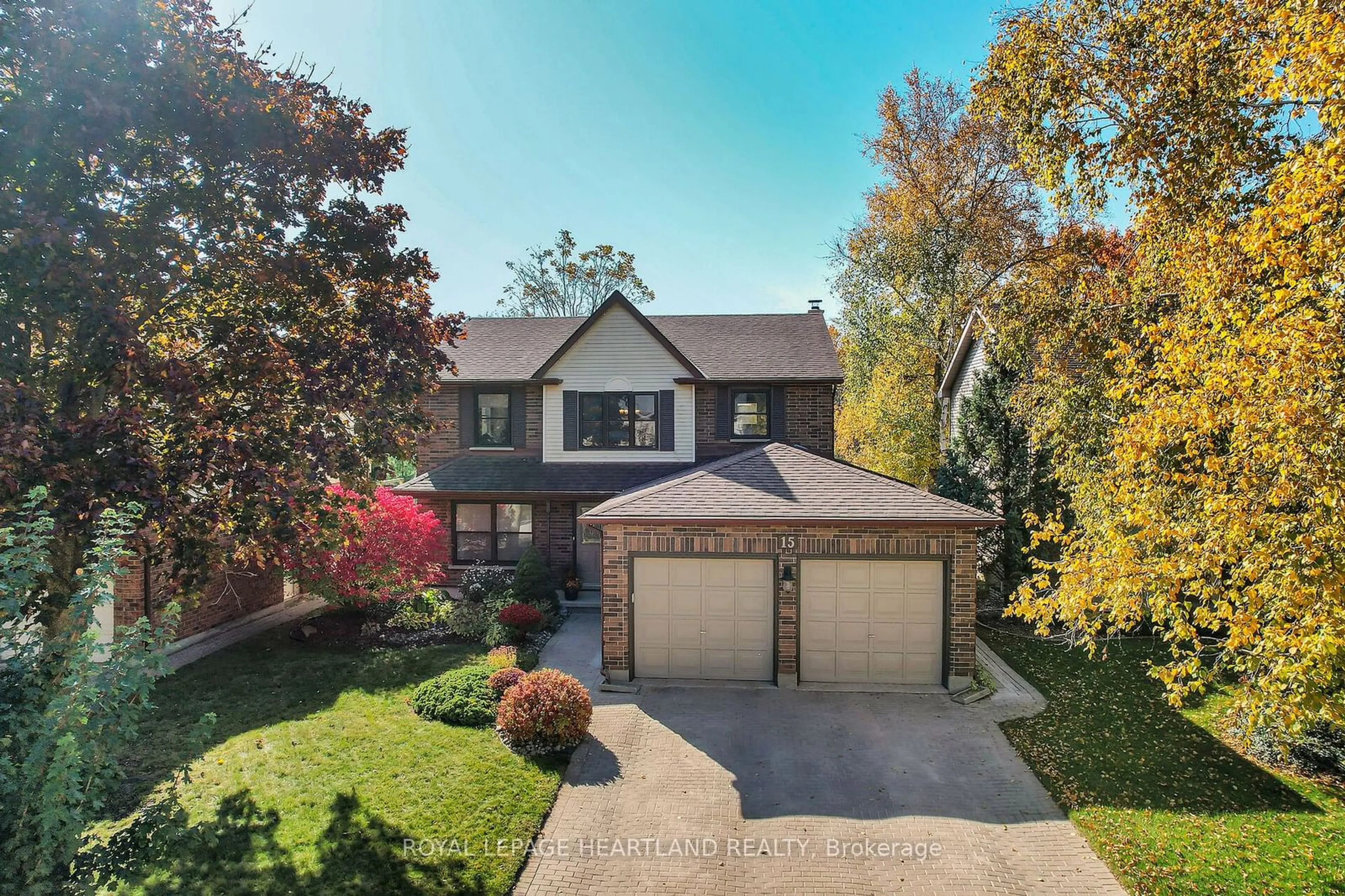 Frontside or backside of a home, the street view for 15 Chalfont Rd, London Ontario N6H 4Y1