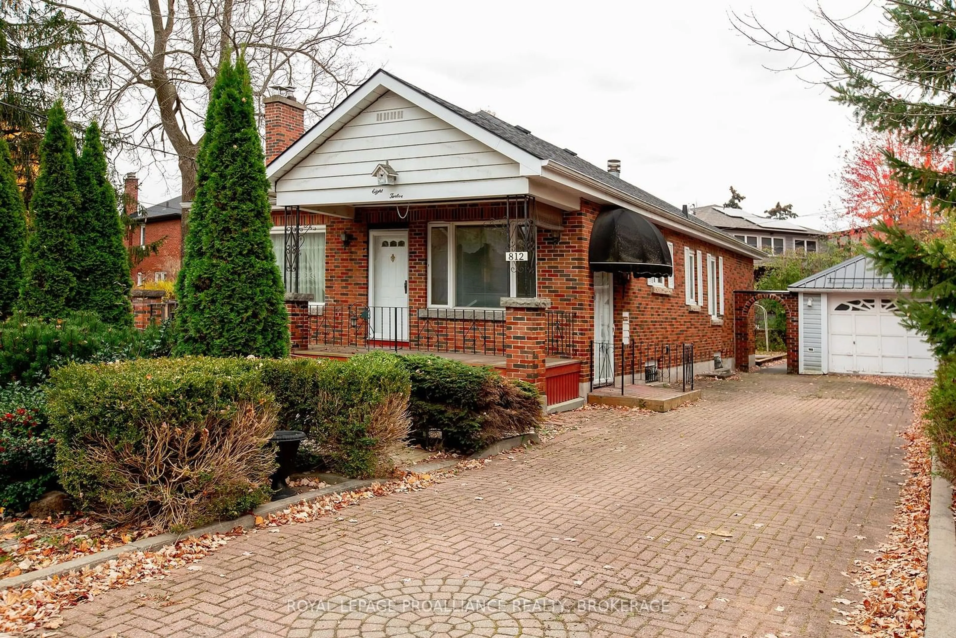 Home with brick exterior material for 812 Johnson St, Kingston Ontario K7L 2B5