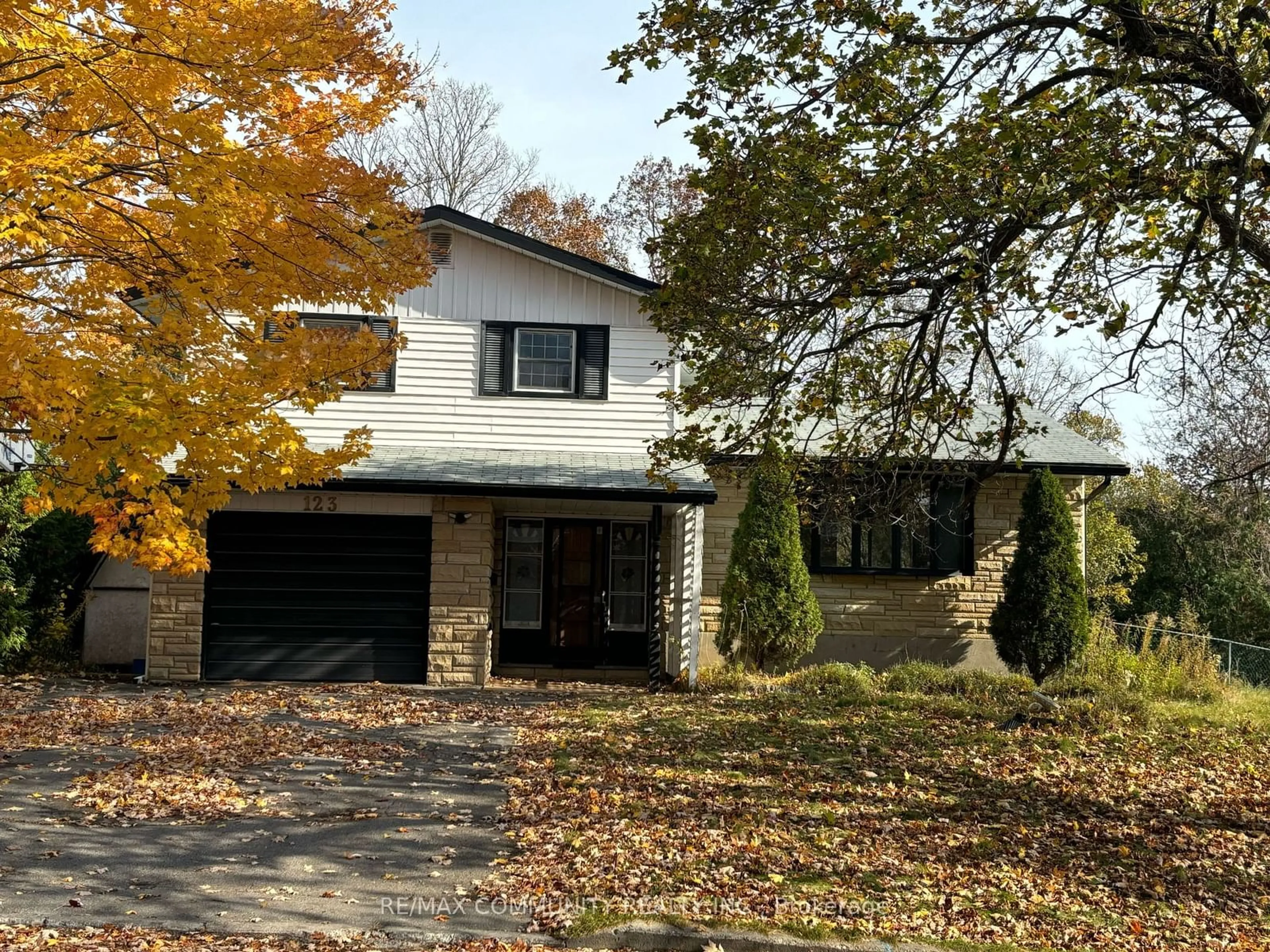 Frontside or backside of a home, cottage for 123 Prospect Hill, Quinte West Ontario K8V 2V6