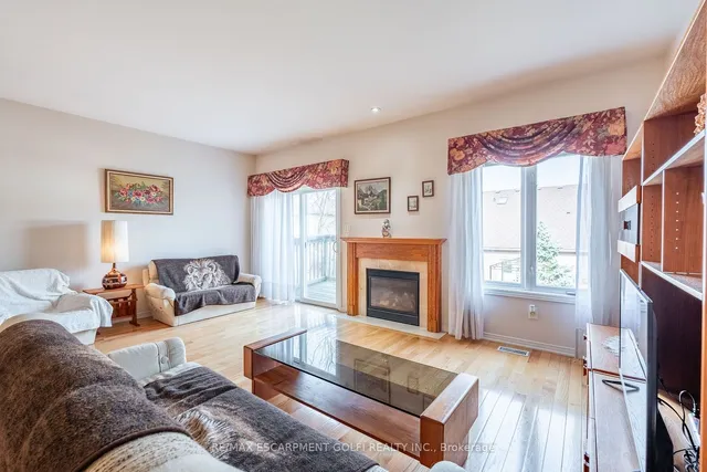 Additional property image - 566 Southridge Dr Unit 32