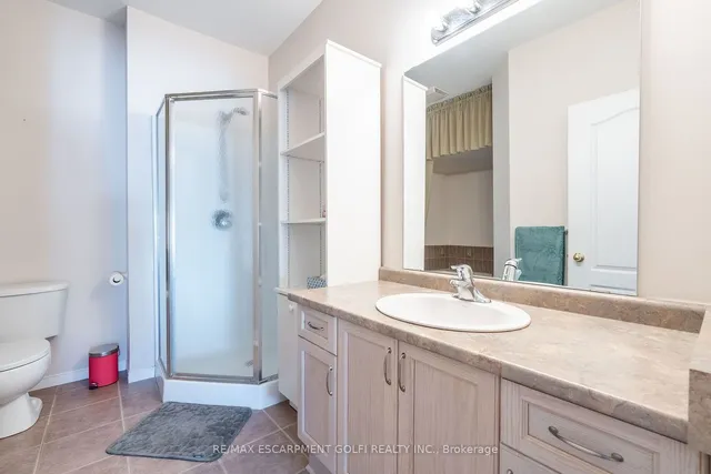 Additional property image - 566 Southridge Dr Unit 32