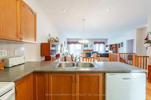 Additional property image - 566 Southridge Dr Unit 32