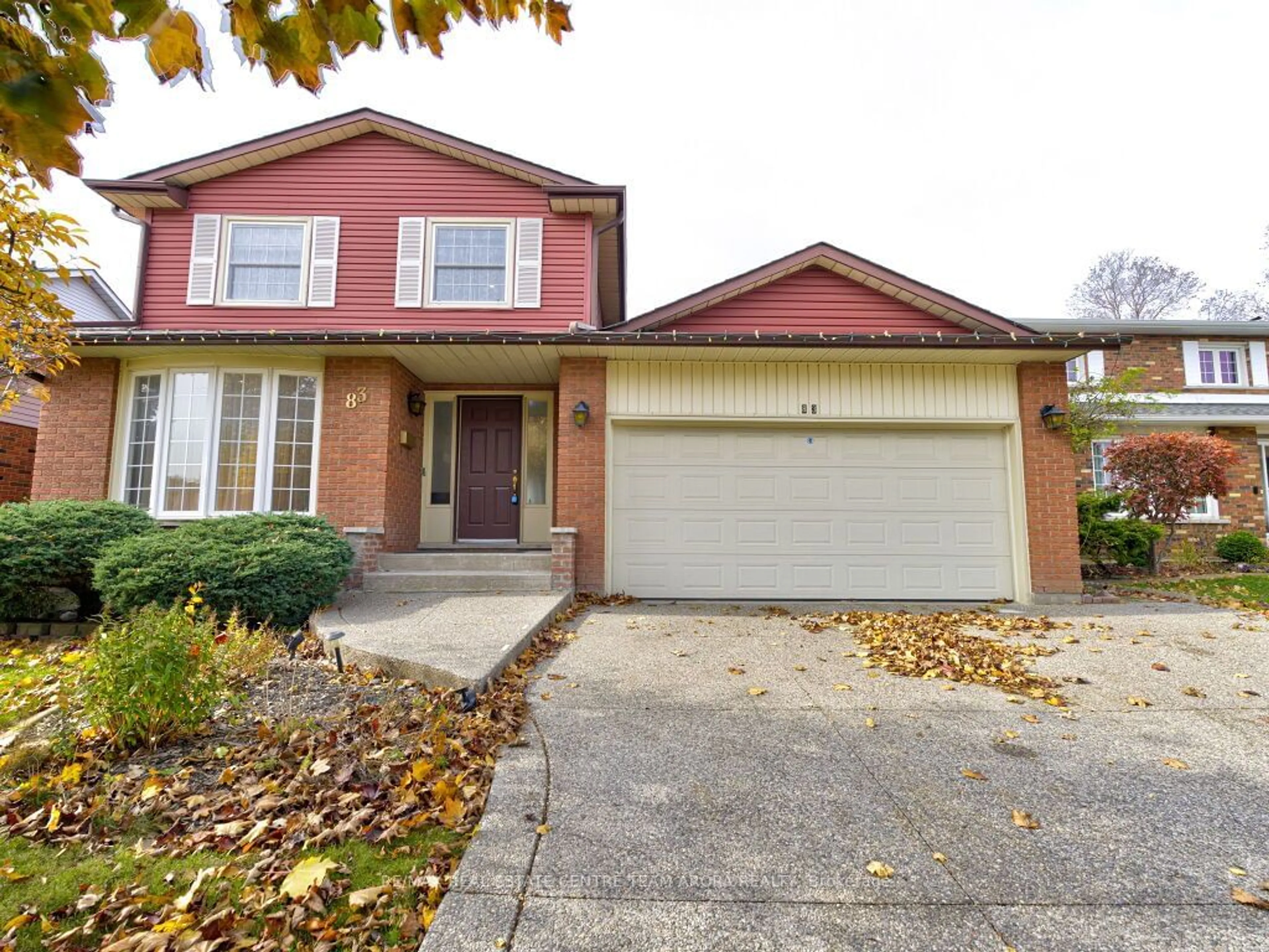 Frontside or backside of a home, the street view for 83 Pinewarbler Dr, Hamilton Ontario L9A 4Z5