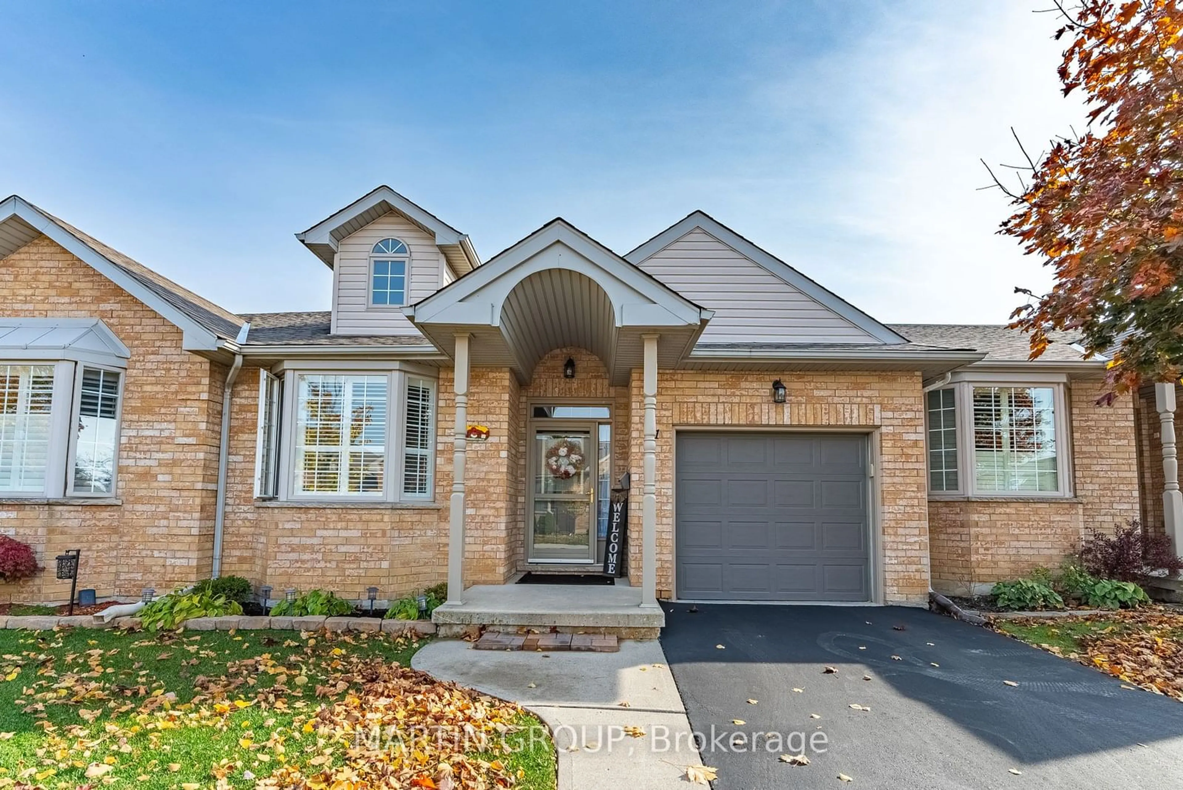 Home with brick exterior material for 21 CRITZIA Dr, Hamilton Ontario L0R 1W0