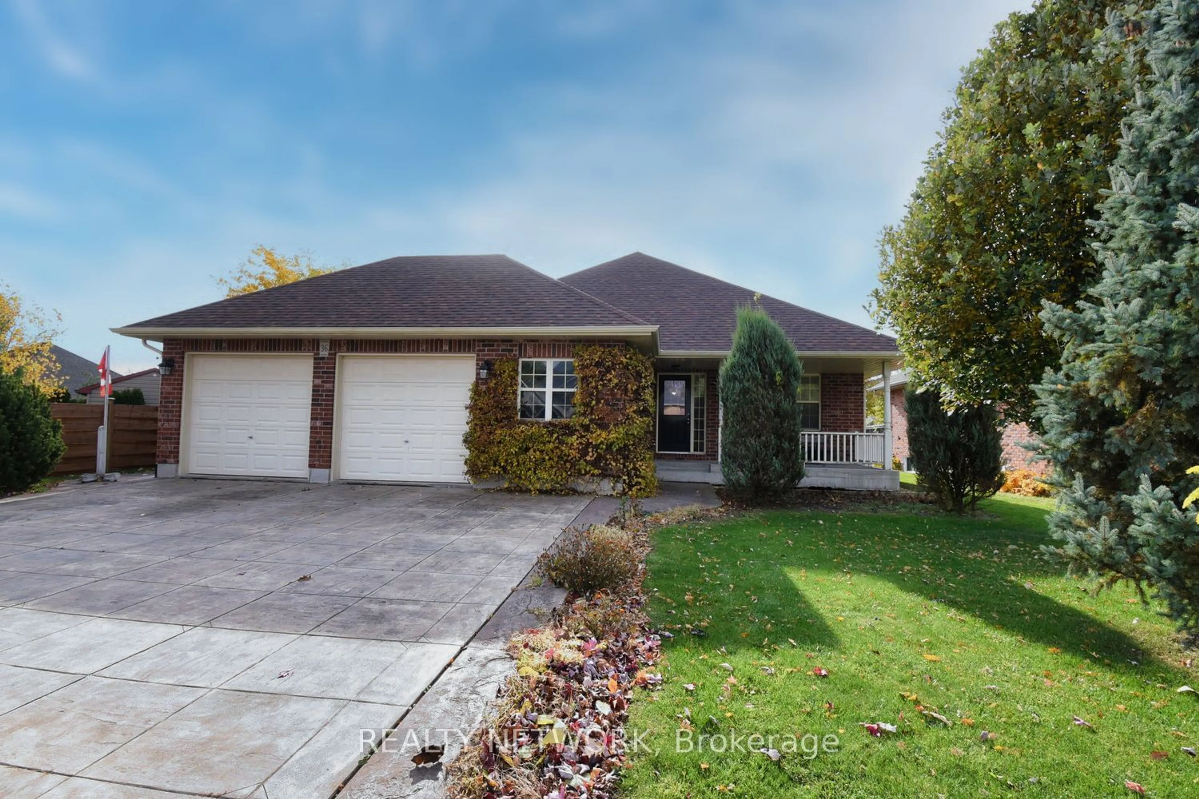 Frontside or backside of a home, the street view for 36 Golden Meadow Dr, Norfolk Ontario N0A 1N3