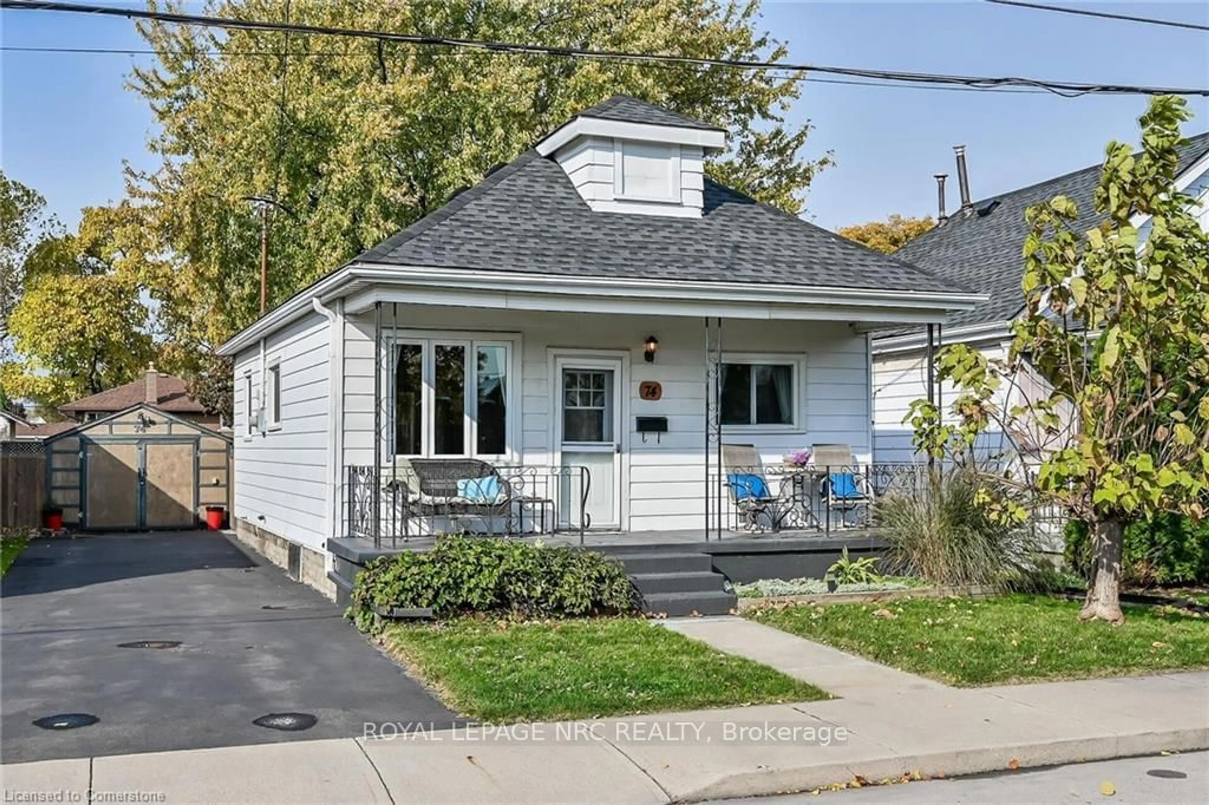 Frontside or backside of a home, cottage for 74 East 18th St, Hamilton Ontario L9A 4N8