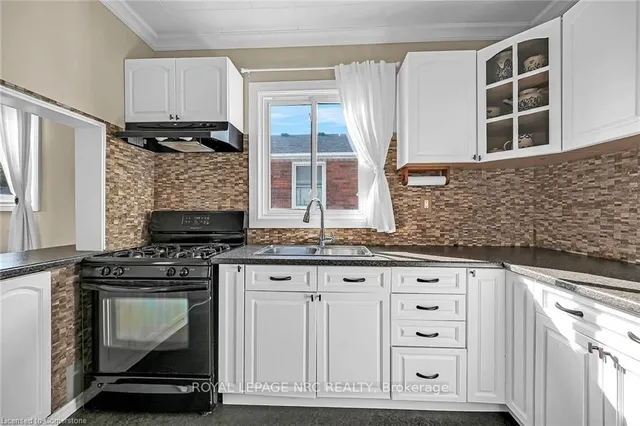 Additional property image - 74 East 18th St