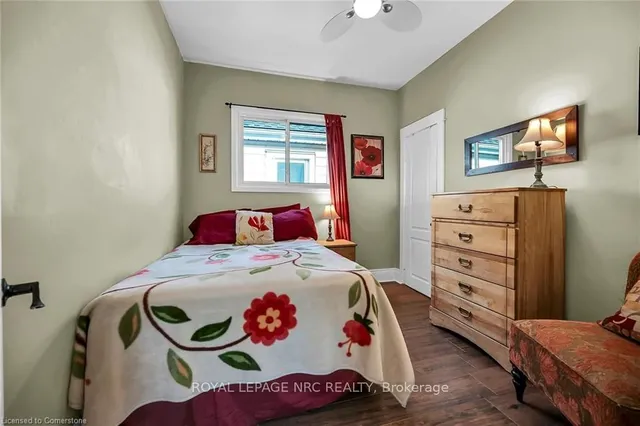 Additional property image - 74 East 18th St