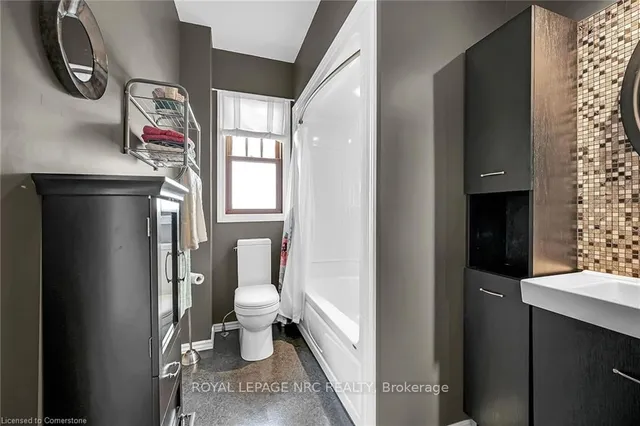 Additional property image - 74 East 18th St