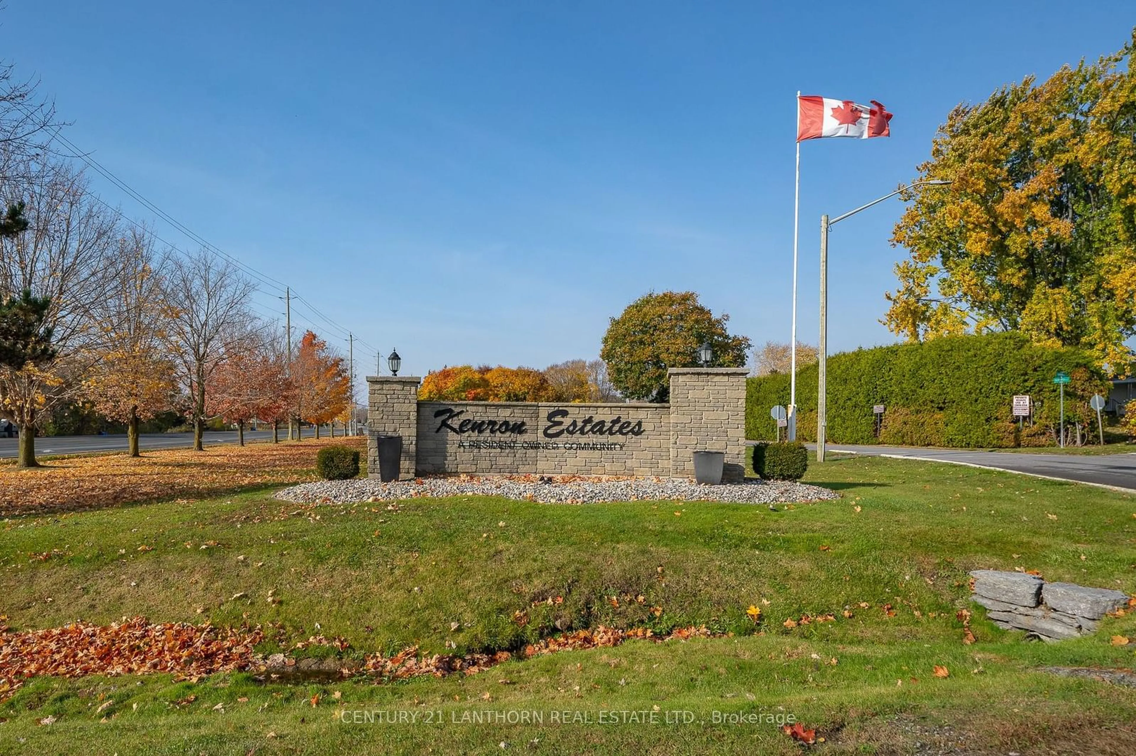 A pic from exterior of the house or condo, the fenced backyard for 99 Eastview Blvd, Quinte West Ontario K8N 4Z3