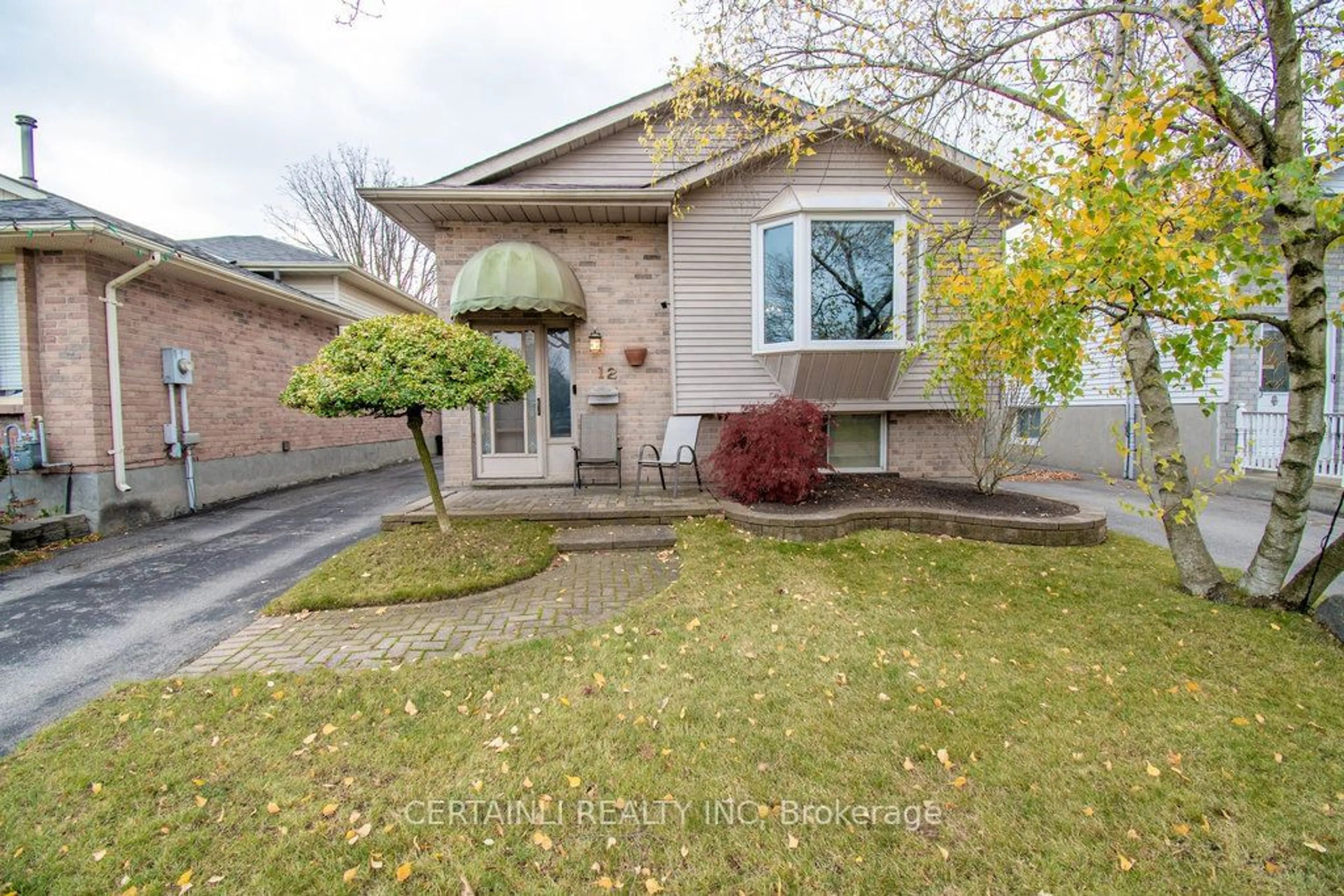 Frontside or backside of a home, the street view for 12 Speight Cres, London Ontario N5V 3W3