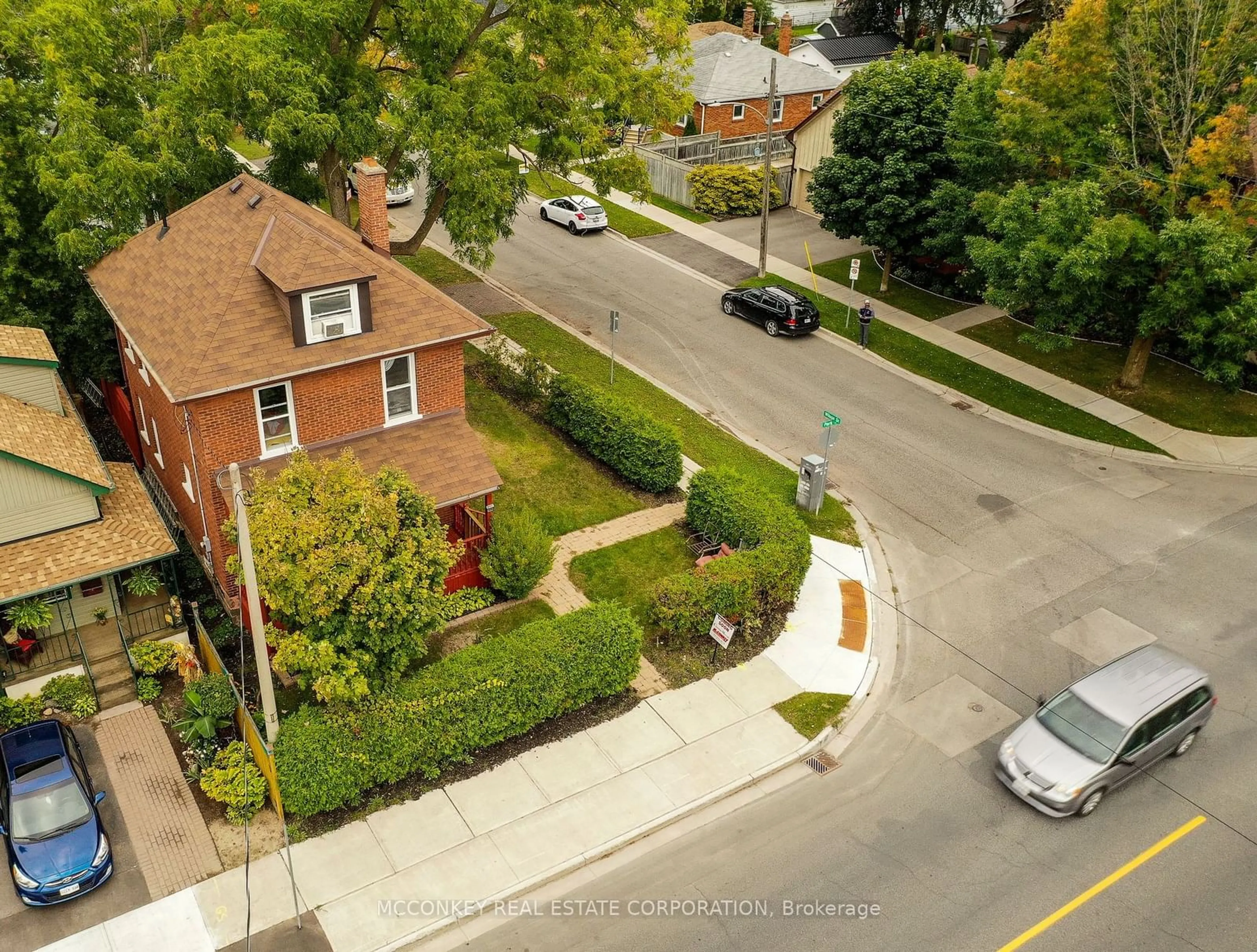 Frontside or backside of a home, the street view for 730 Park St, Peterborough Ontario K9J 3T4