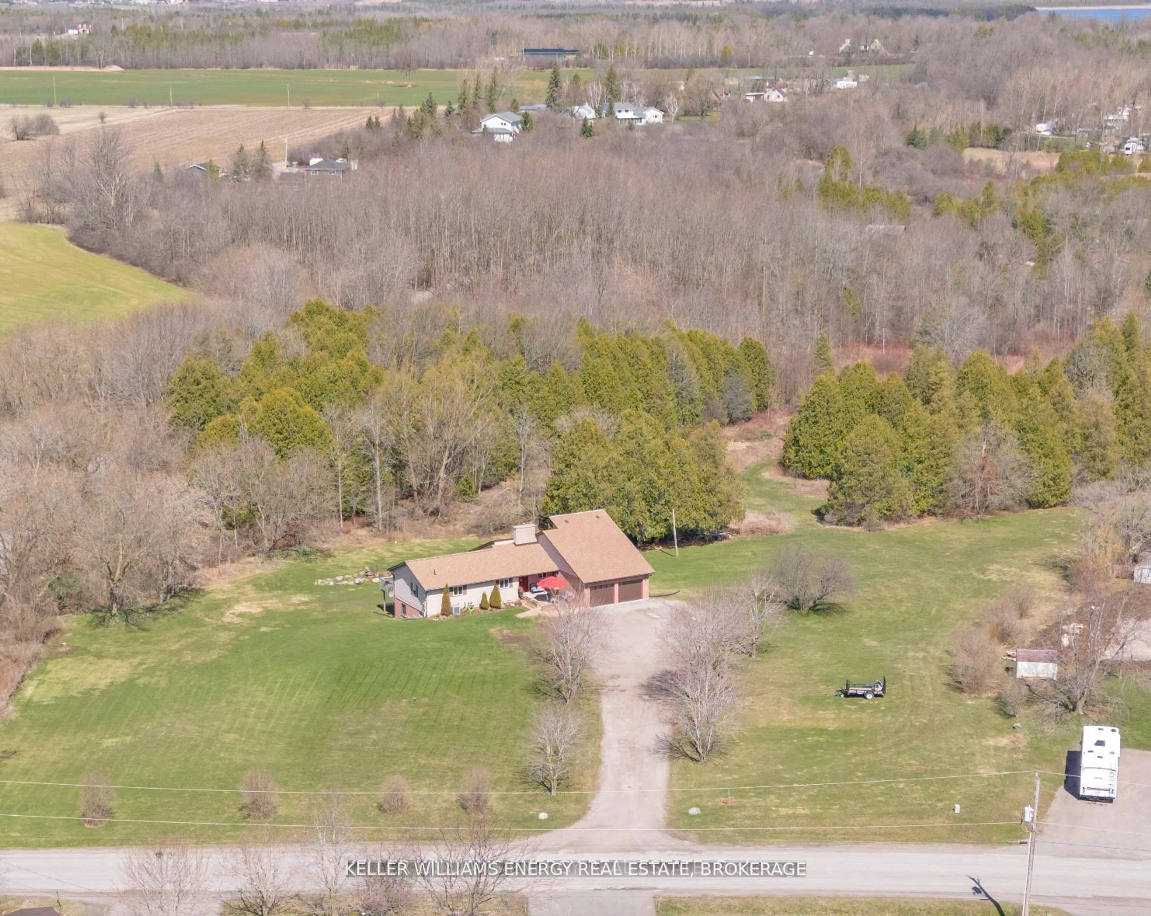 Frontside or backside of a home, the street view for 99 Willow Glen Dr, Kawartha Lakes Ontario K9V 0H6