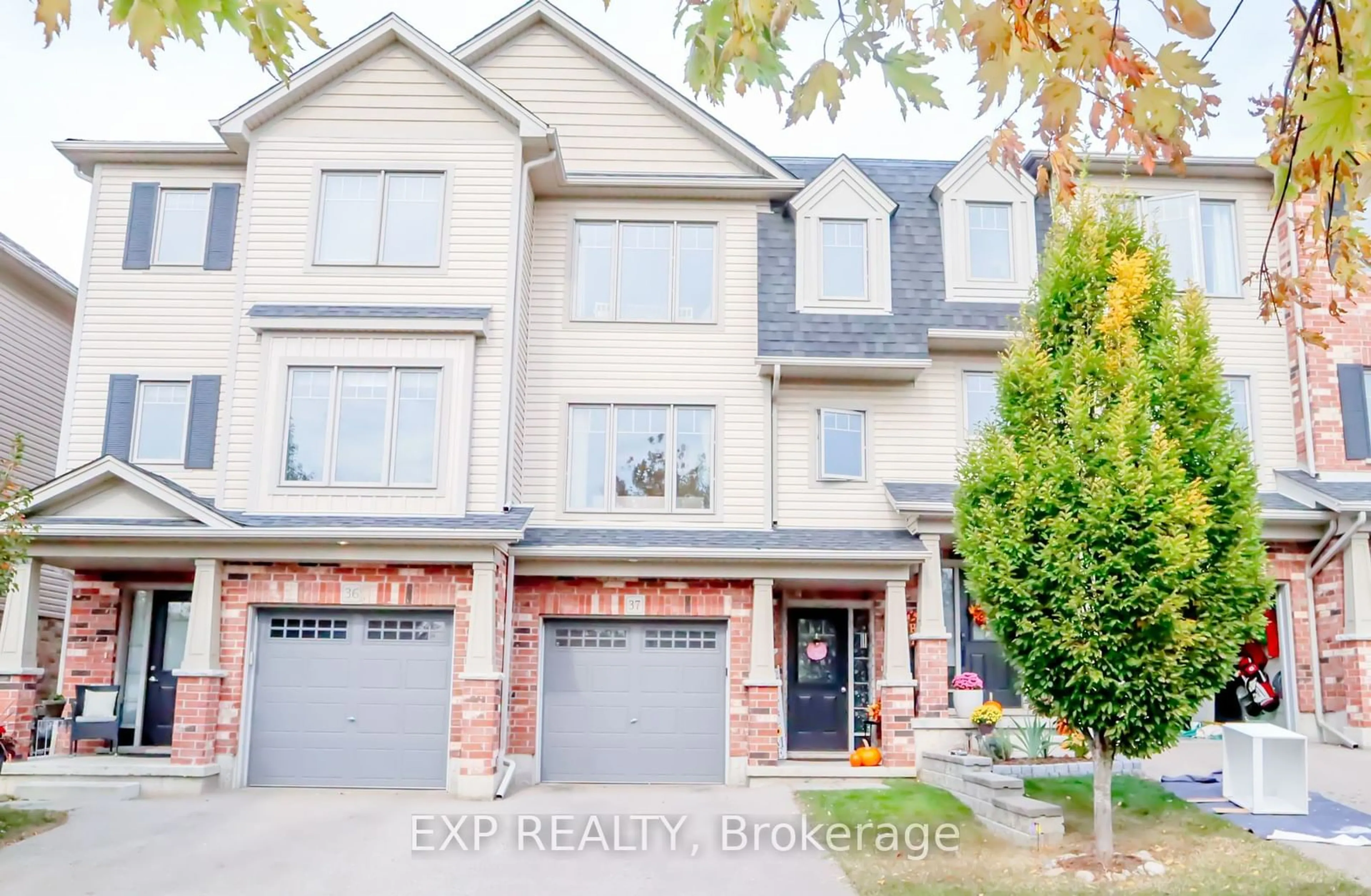 Home with brick exterior material for 750 Lawrence St #37, Cambridge Ontario N3H 0A9