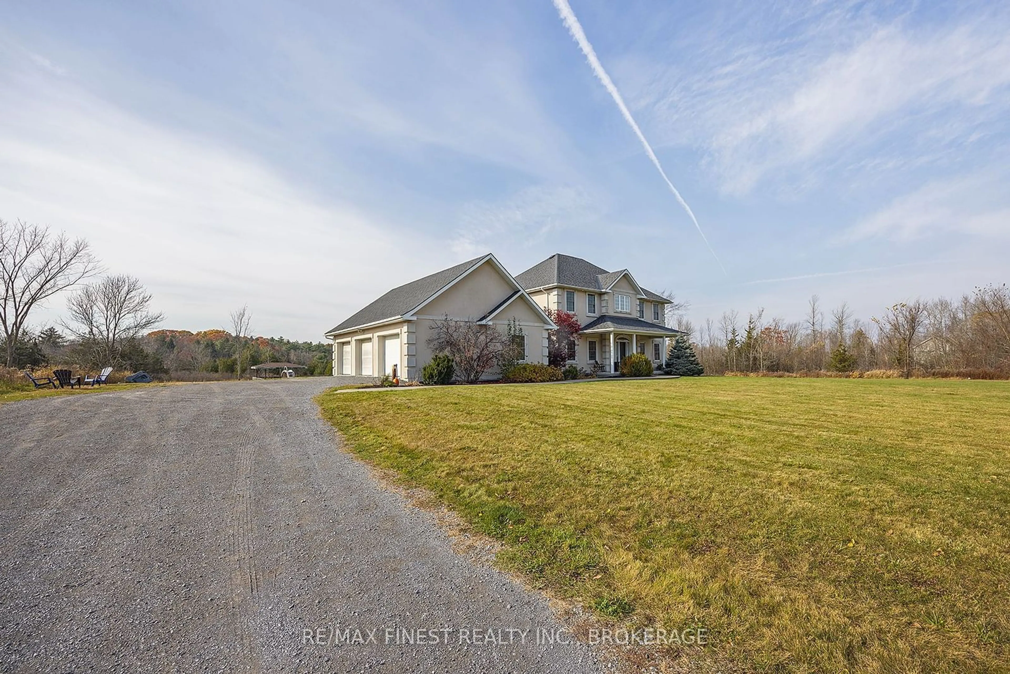 Frontside or backside of a home, cottage for 500 Deerview Dr, Kingston Ontario K7L 5H6