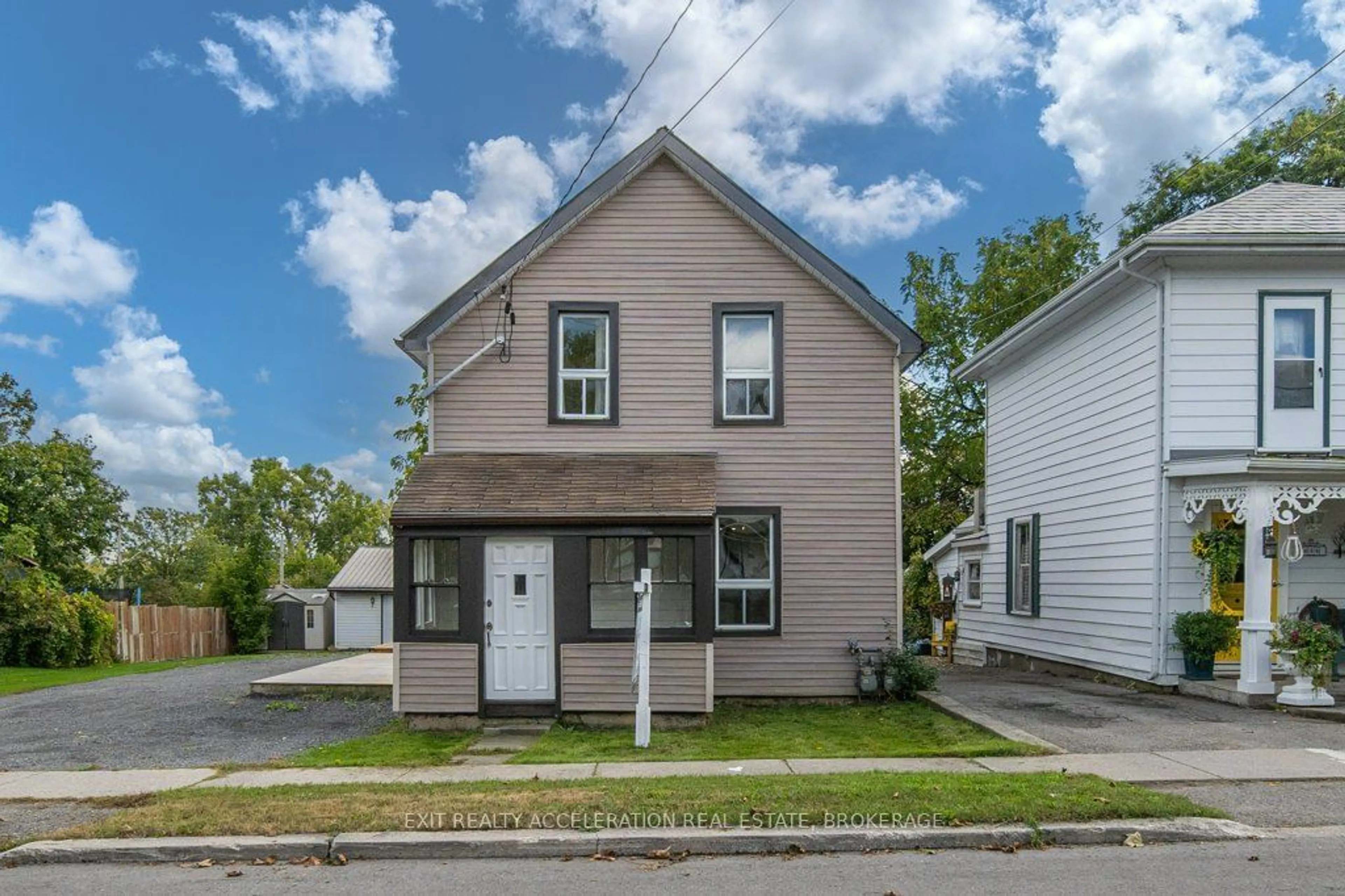 A pic from exterior of the house or condo, the street view for 448 Thomas St, Deseronto Ontario K0K 1X0