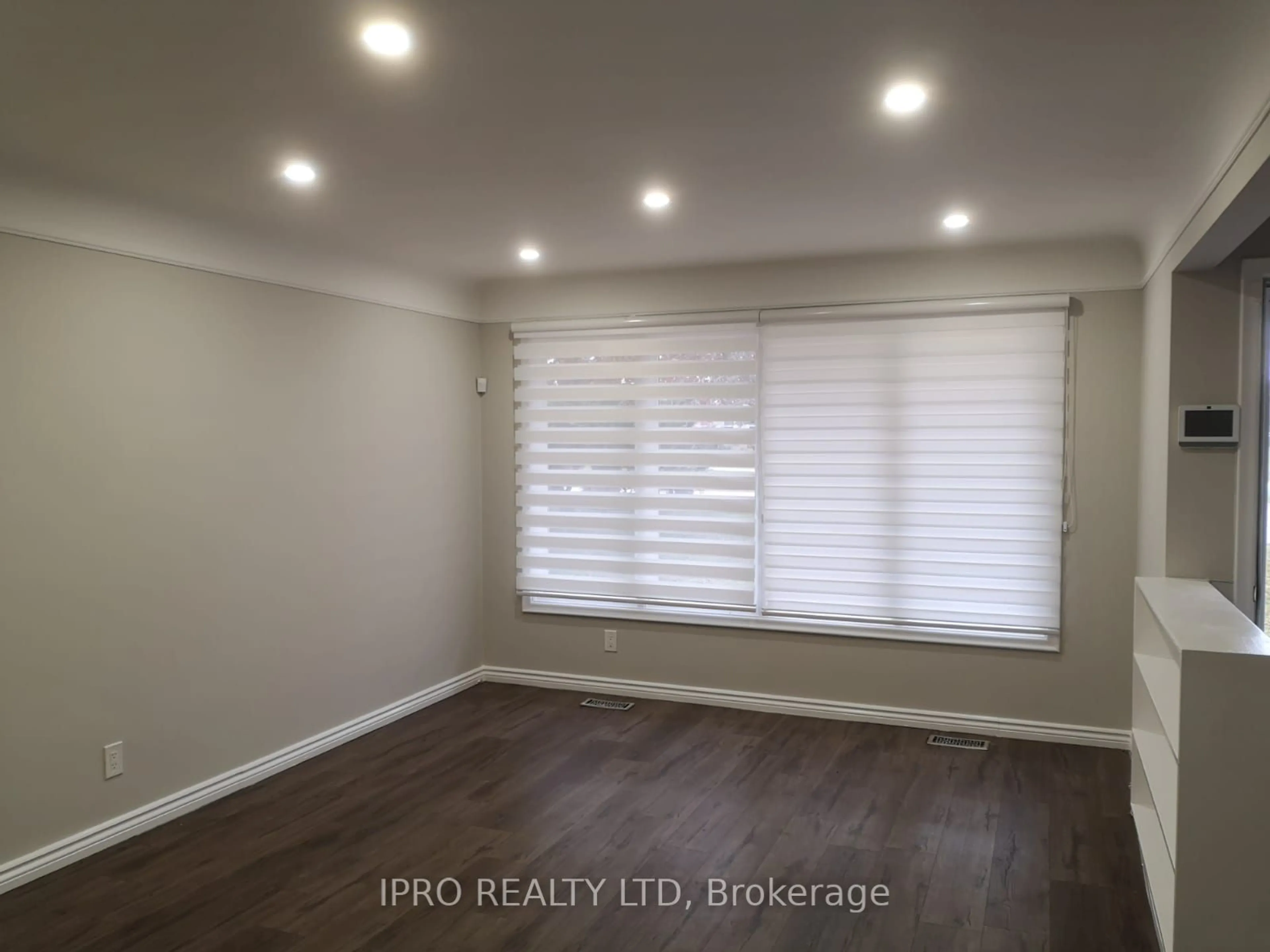 A pic of a room, wood floors for 284 Cedar Cres, Cambridge Ontario N1S 1X1