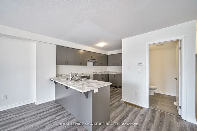Additional property image - 5 Roxanne Dr Unit 125