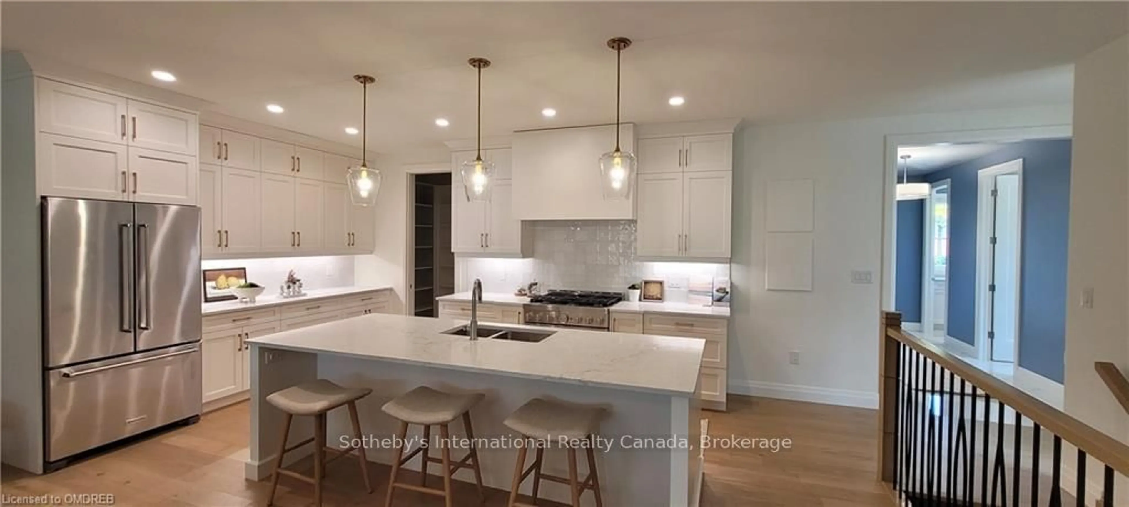 Open concept kitchen for 35 SANDCASTLE Cres #Lot 155, Amherstburg Ontario N9V 4A6