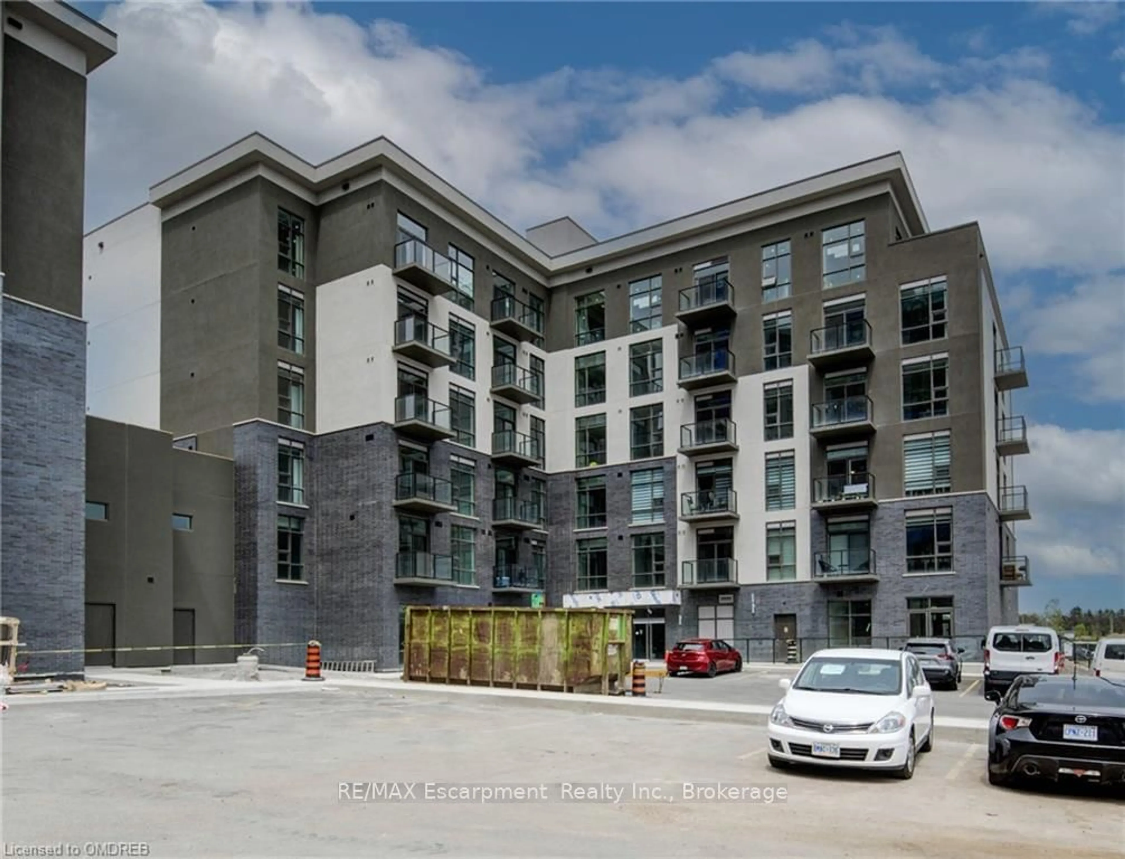 A pic from exterior of the house or condo, the front or back of building for 10 MALLARD Tr #436, Hamilton Ontario L8B 2A7