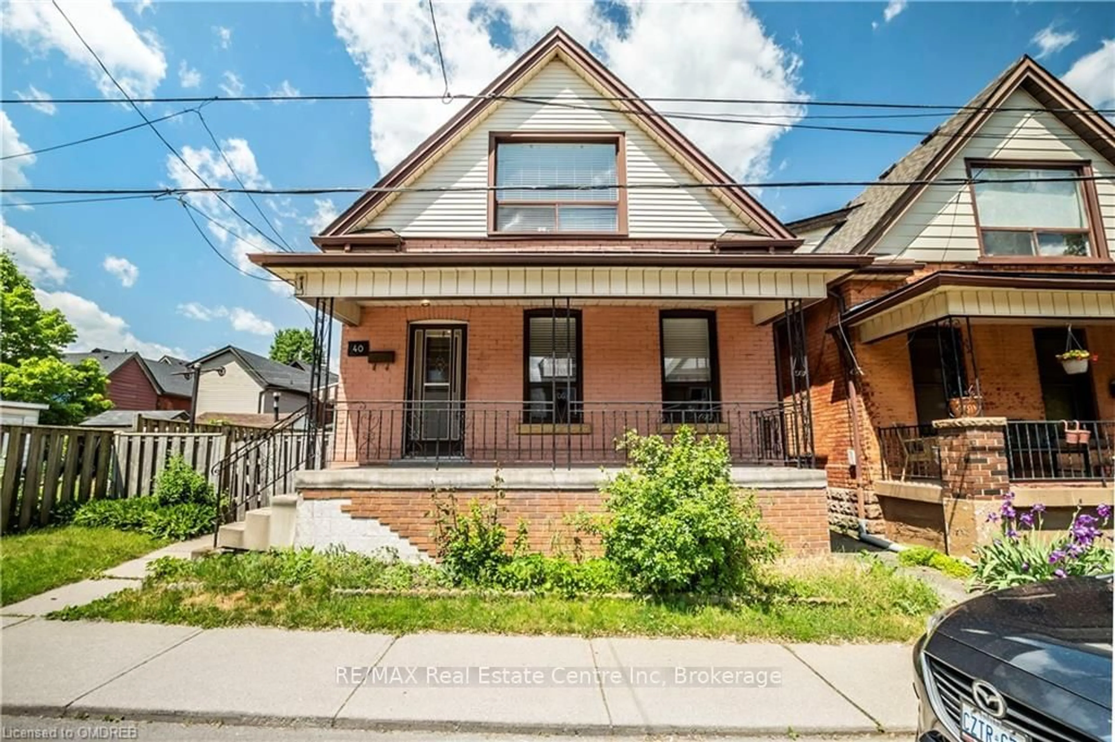 Frontside or backside of a home, cottage for 40 GREIG St, Hamilton Ontario L8R 2W7