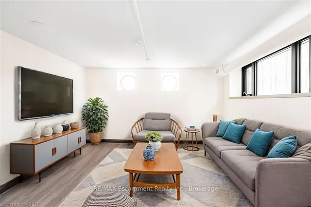 Additional property image - 121 KING STREET EAST Unit 501