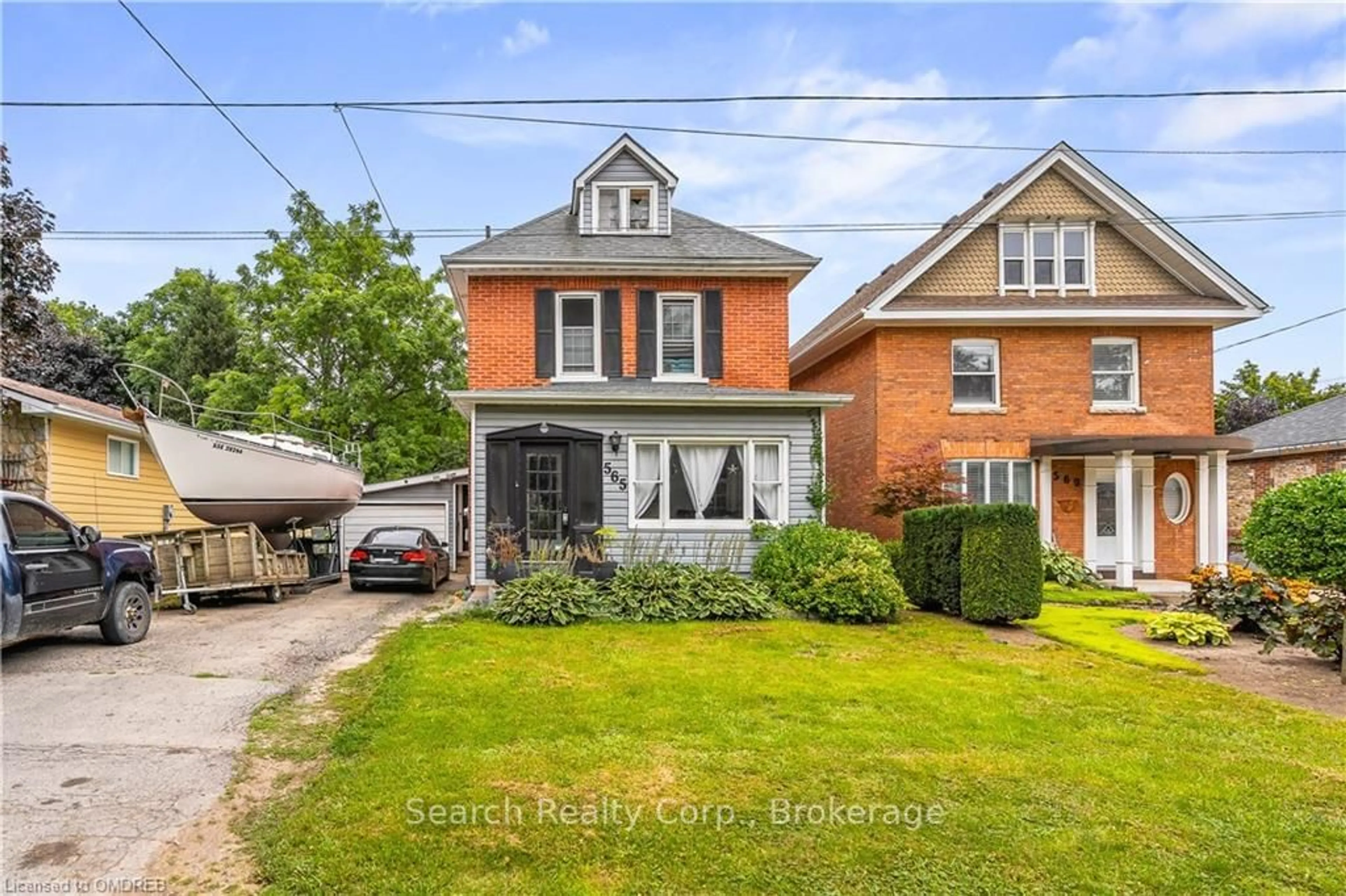 Frontside or backside of a home, cottage for 565 10TH St #A, Owen Sound Ontario N4K 3R7