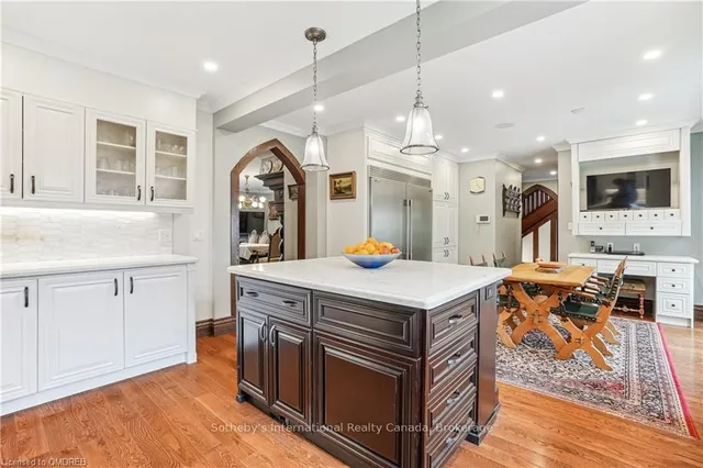 Additional property image - 353 SULPHUR SPRINGS Rd