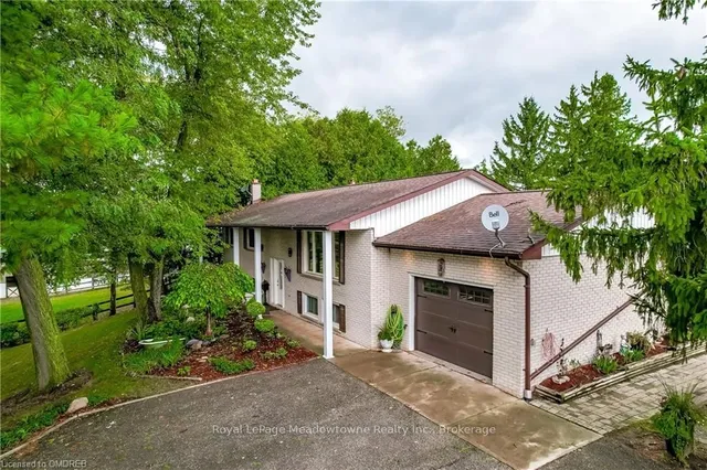 1602 6 Highway, Hamilton 3