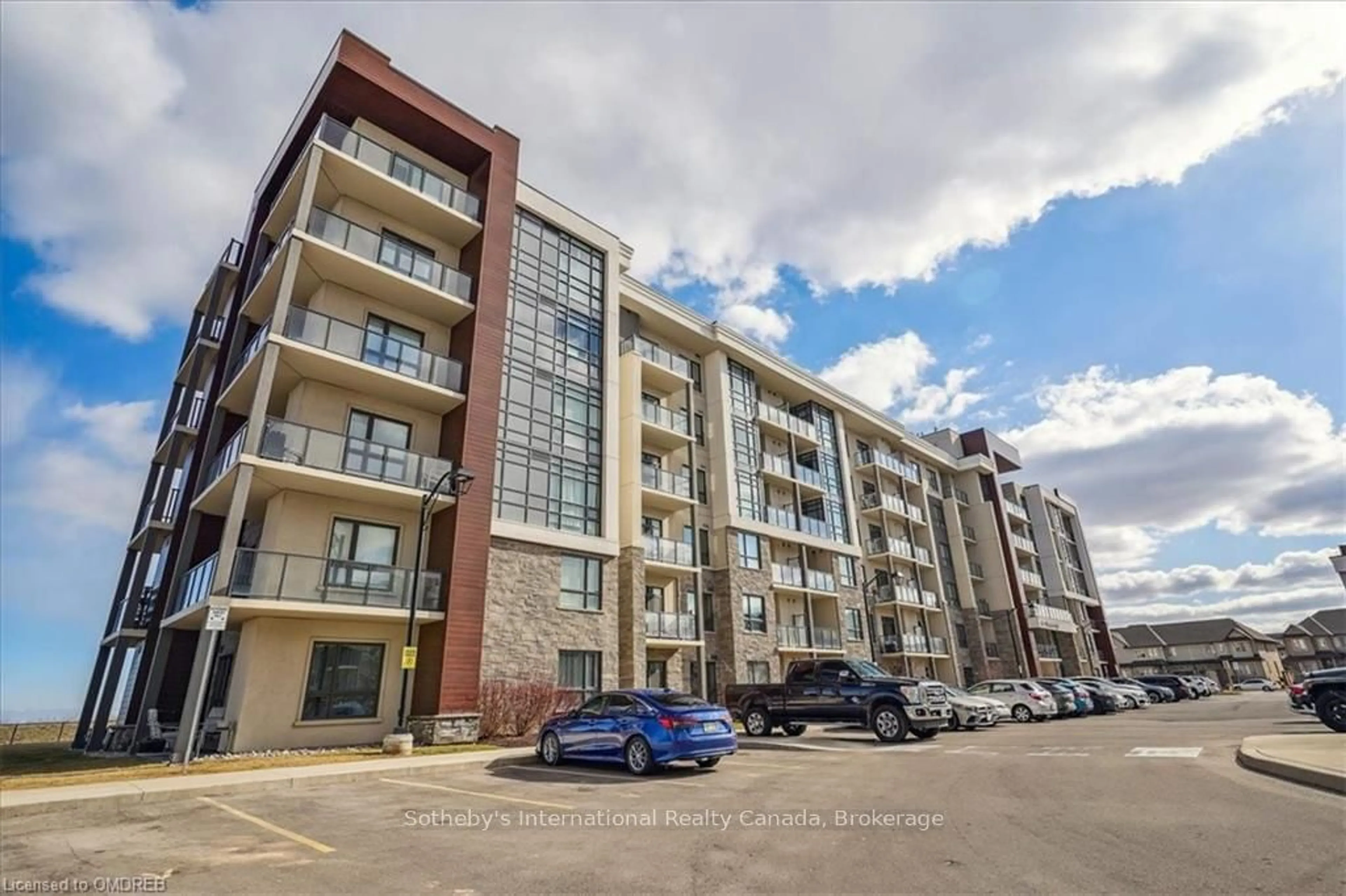 A pic from exterior of the house or condo, the street view for 101 SHOREVIEW Pl #633, Hamilton Ontario L8E 0K2