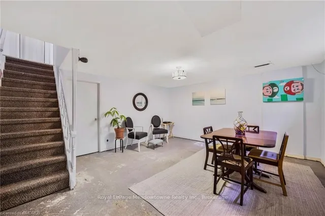 Additional property image - 1110 GARTH St Unit 11
