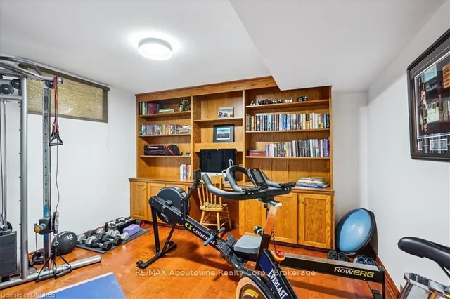 Additional property image - 434 GOLF LINKS Rd