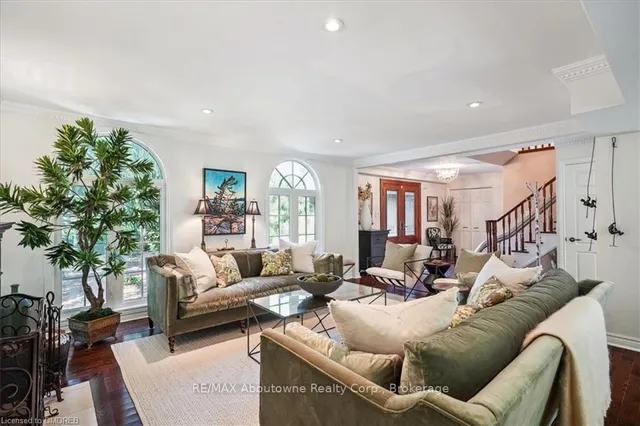 Additional property image - 434 GOLF LINKS Rd