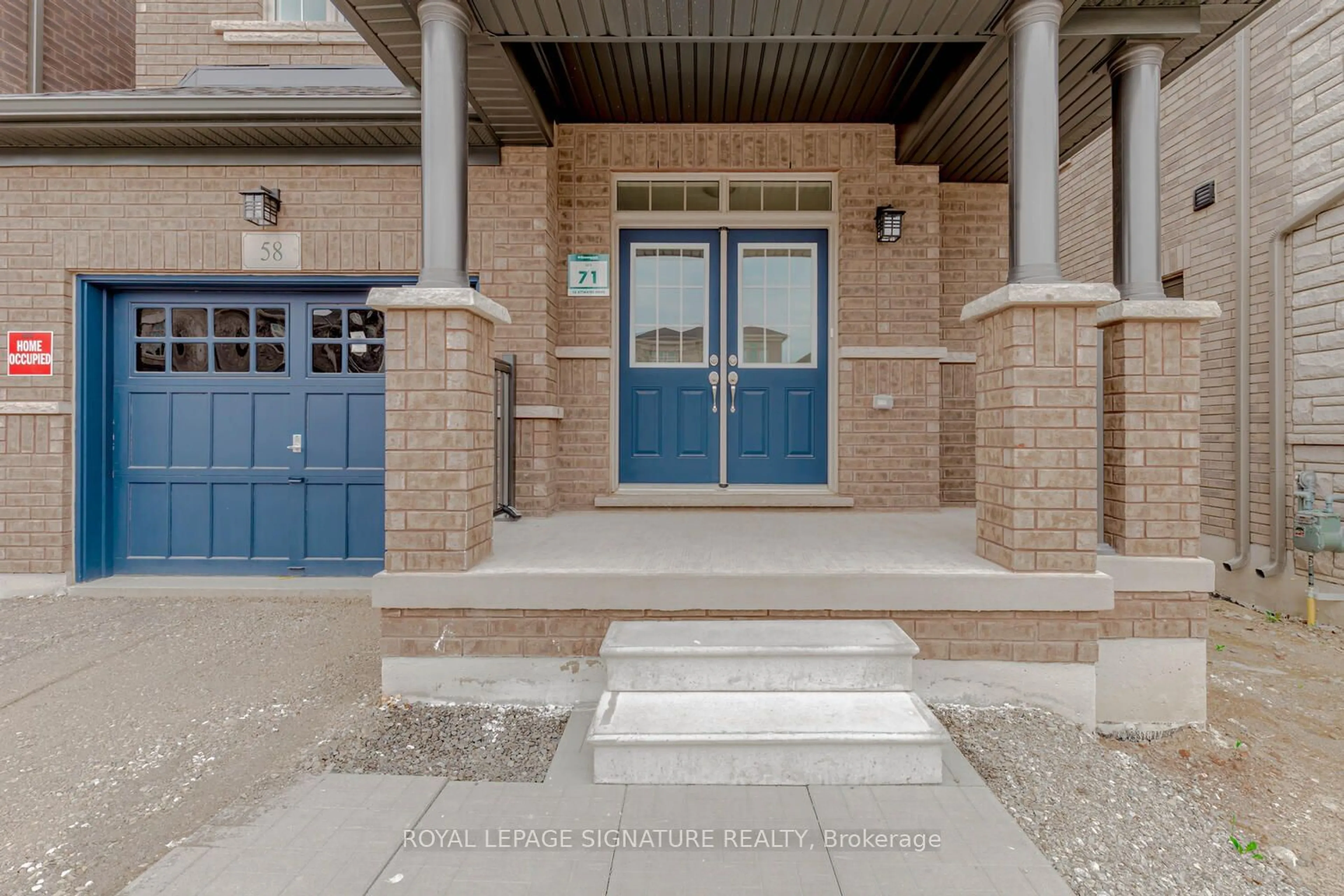 Indoor entryway, ceramic floors for 58 Attwater Dr, Cambridge Ontario N1R 5S2