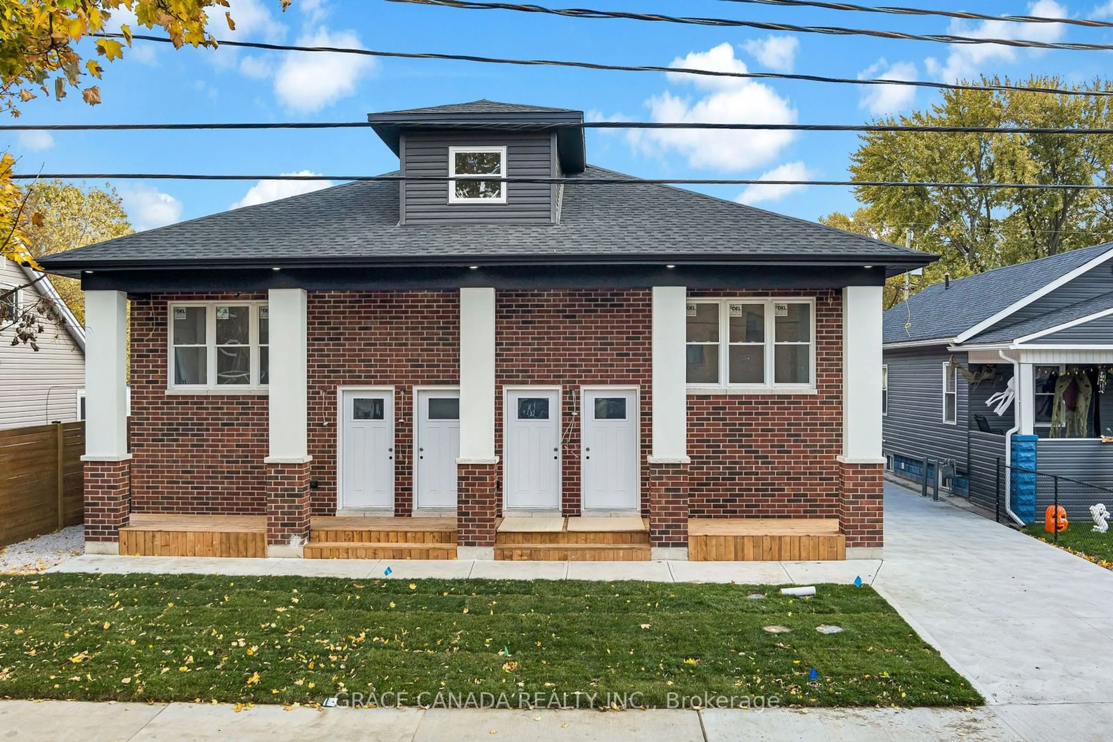 Home with brick exterior material for 3549 Peter St, Windsor Ontario N9C 1J6