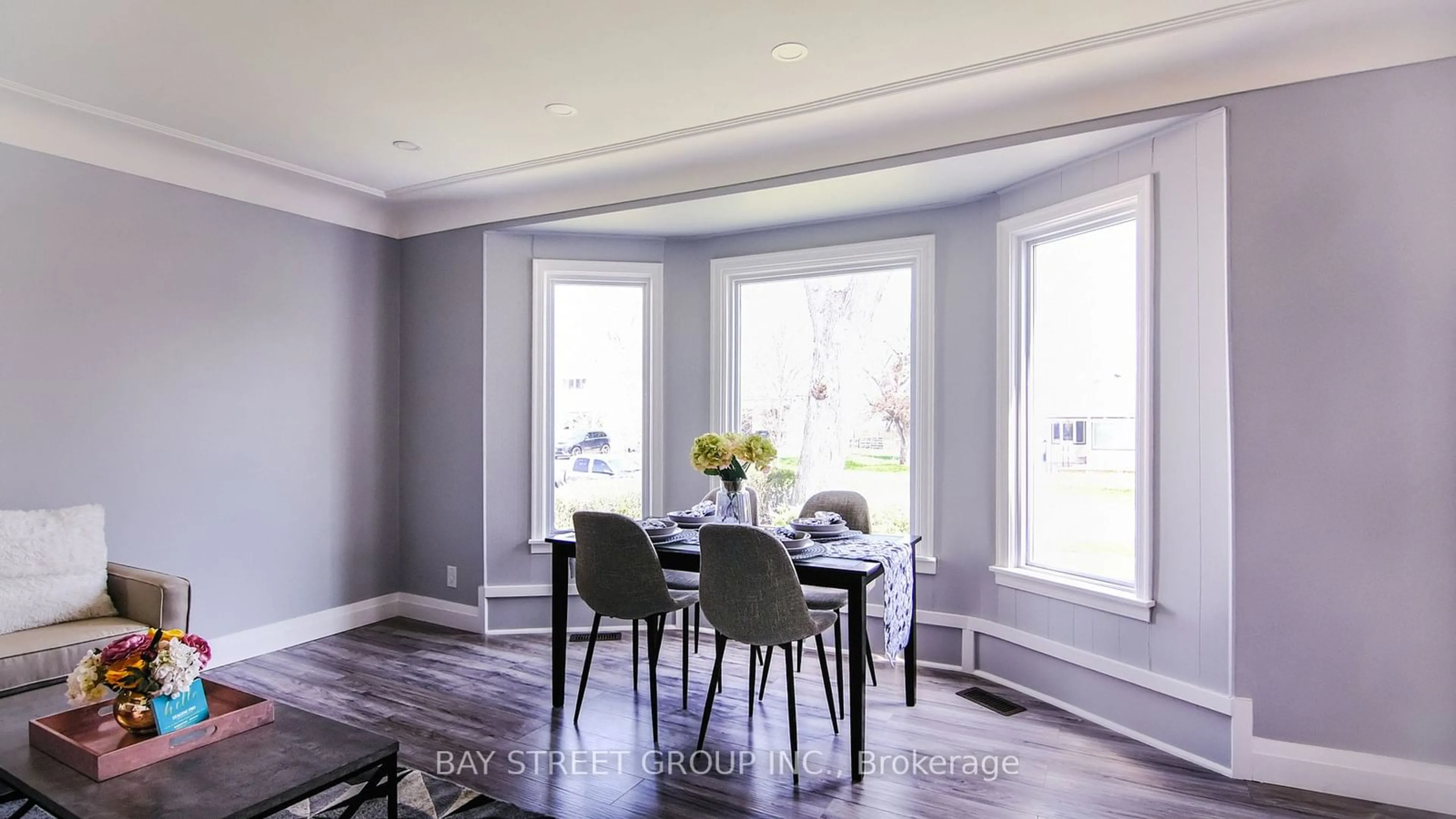 Dining room, wood floors for 2653 Alexis Rd, Windsor Ontario N8W 3Z8