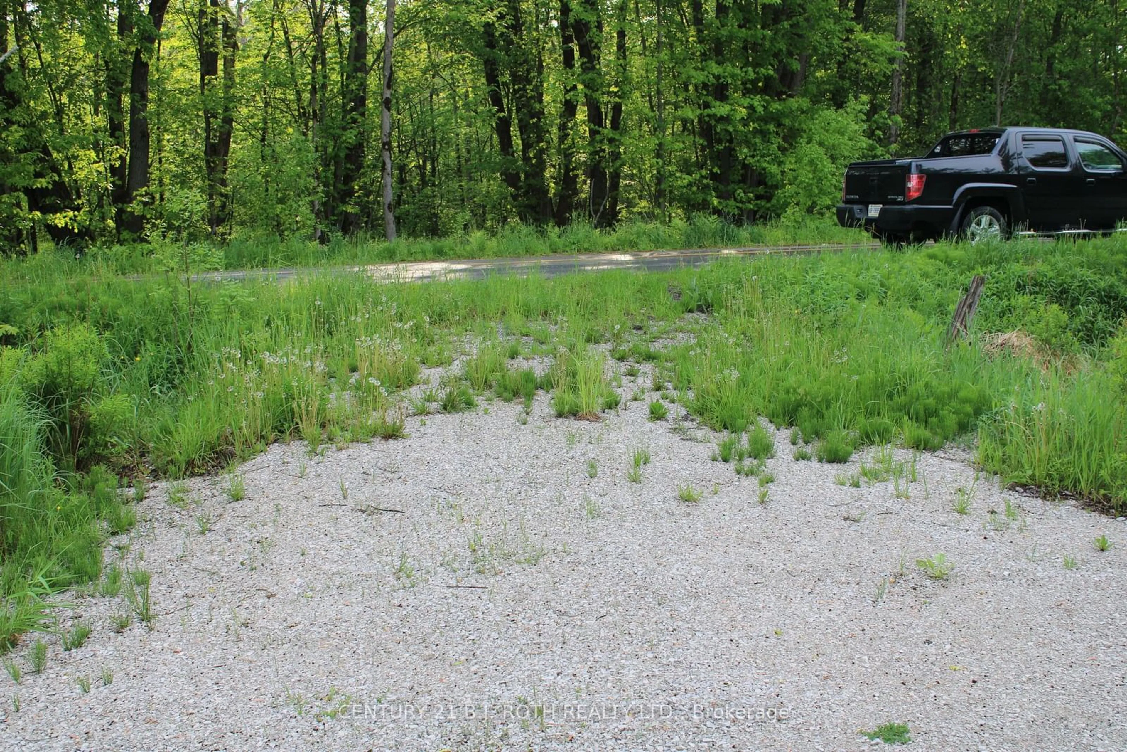 Parking for 1521 Kilworthy Rd #LOT 4, Gravenhurst Ontario P0E 1G0