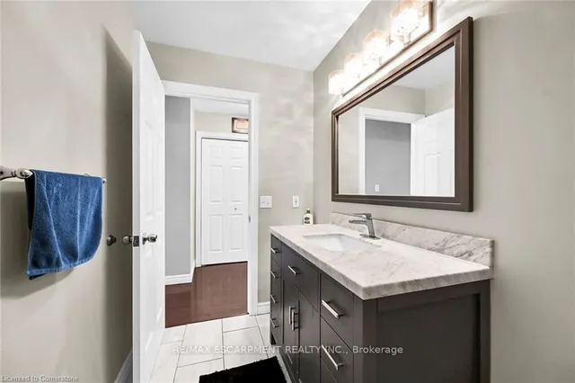 Additional property image - 194 Gatestone Dr