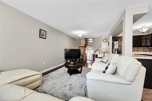 Additional property image - 194 Gatestone Dr