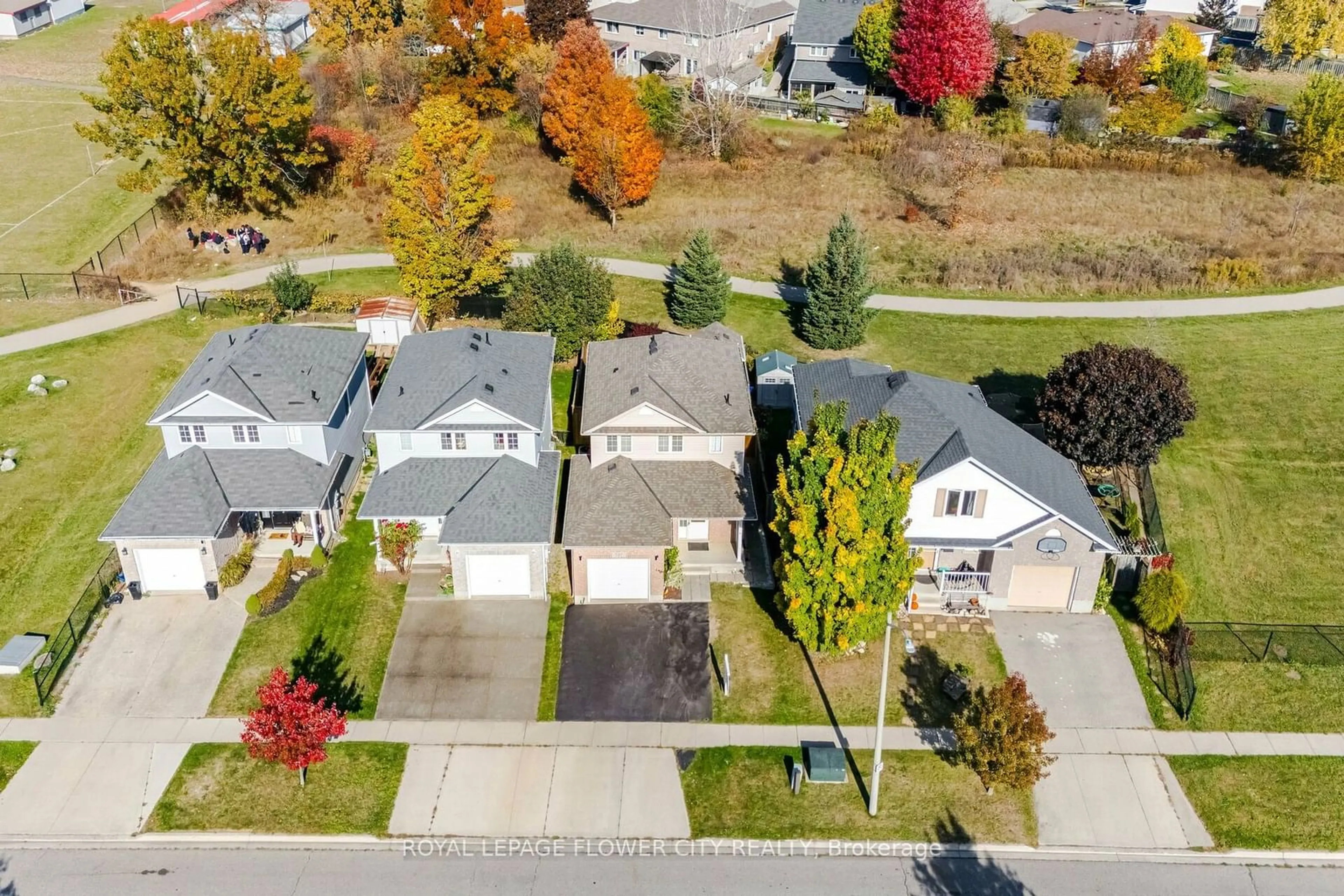 A pic from exterior of the house or condo, the street view for 587 Langlaw Dr, Cambridge Ontario N1P 1H8