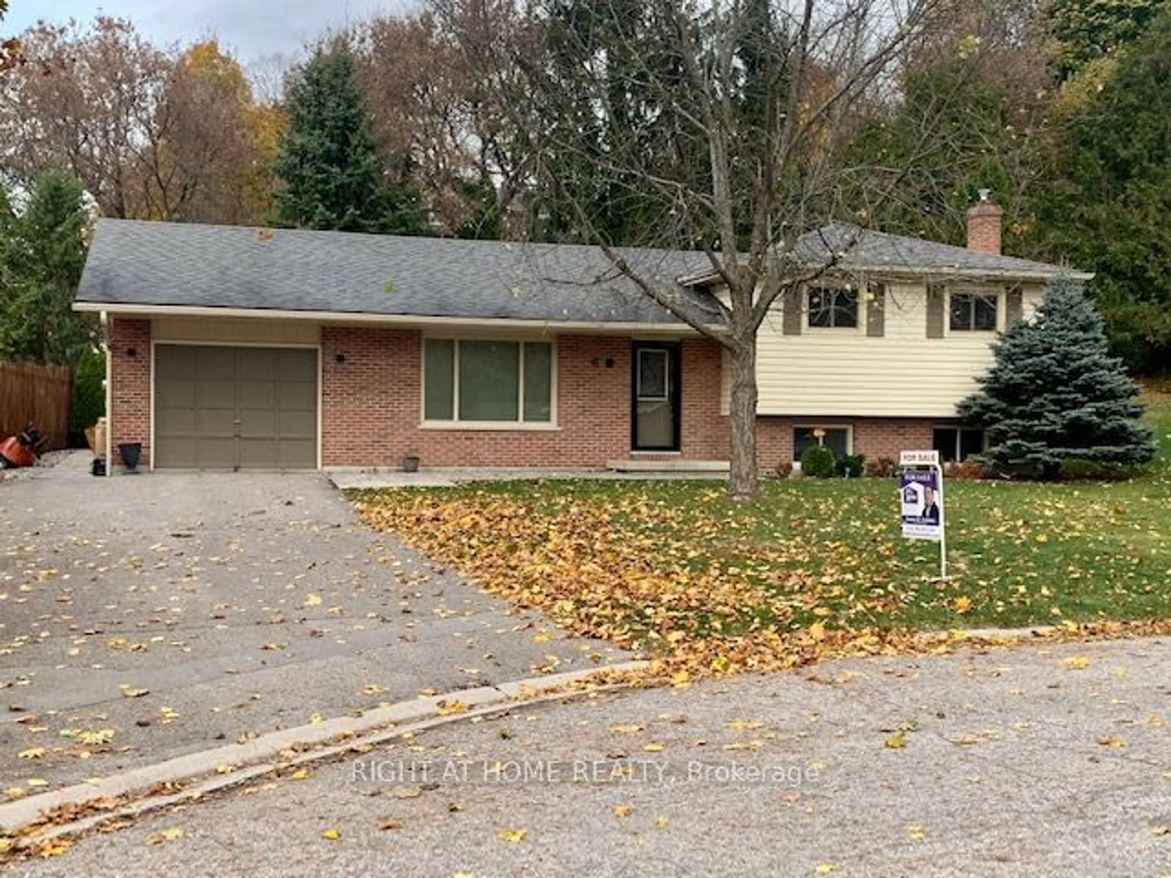 Frontside or backside of a home, the street view for 41 Janlisda Dr, Kawartha Lakes Ontario K0M 1N0