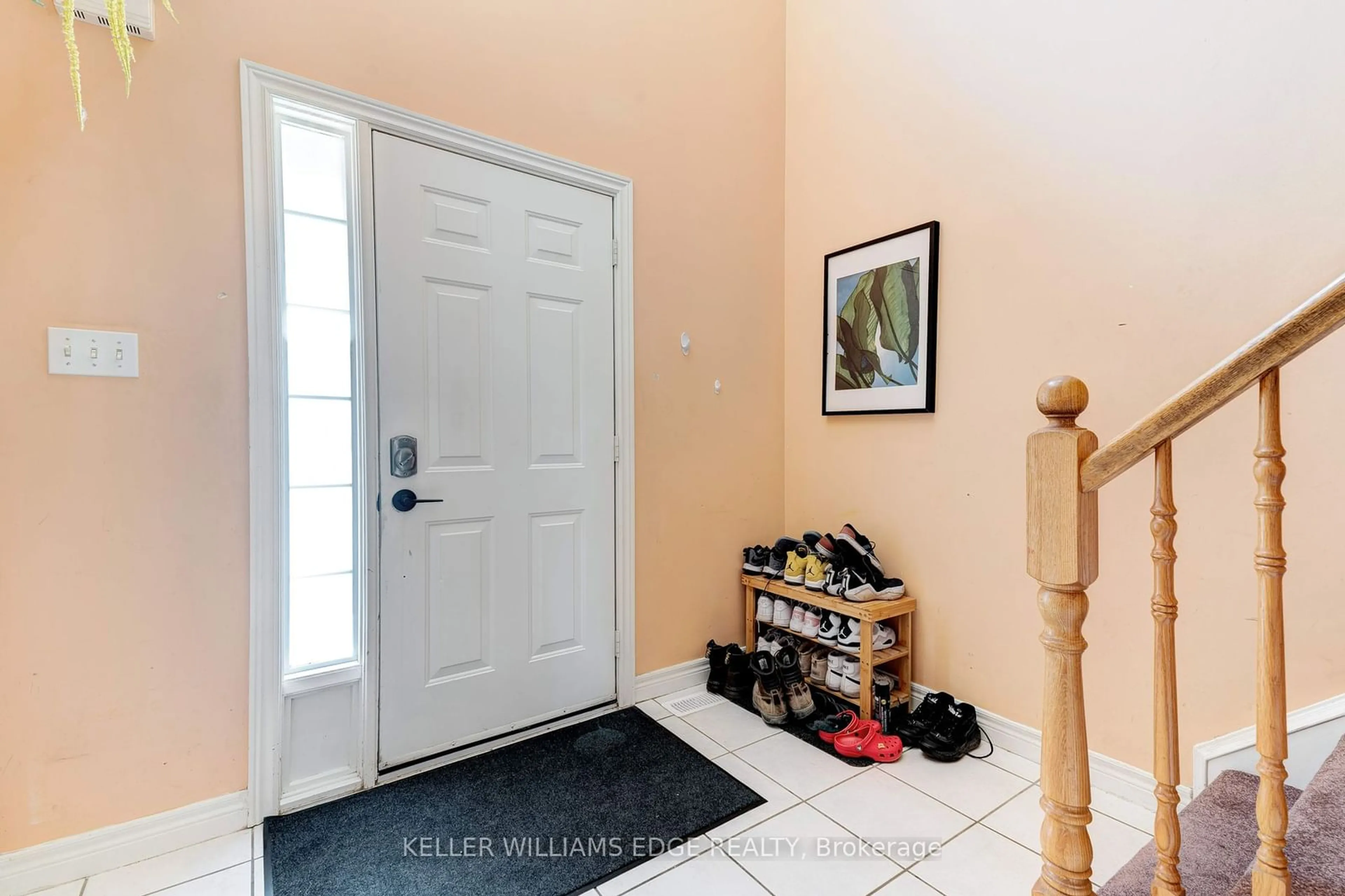 Indoor entryway, not visible floor for 120 Peachwood Cres, Hamilton Ontario L8E 5Z8