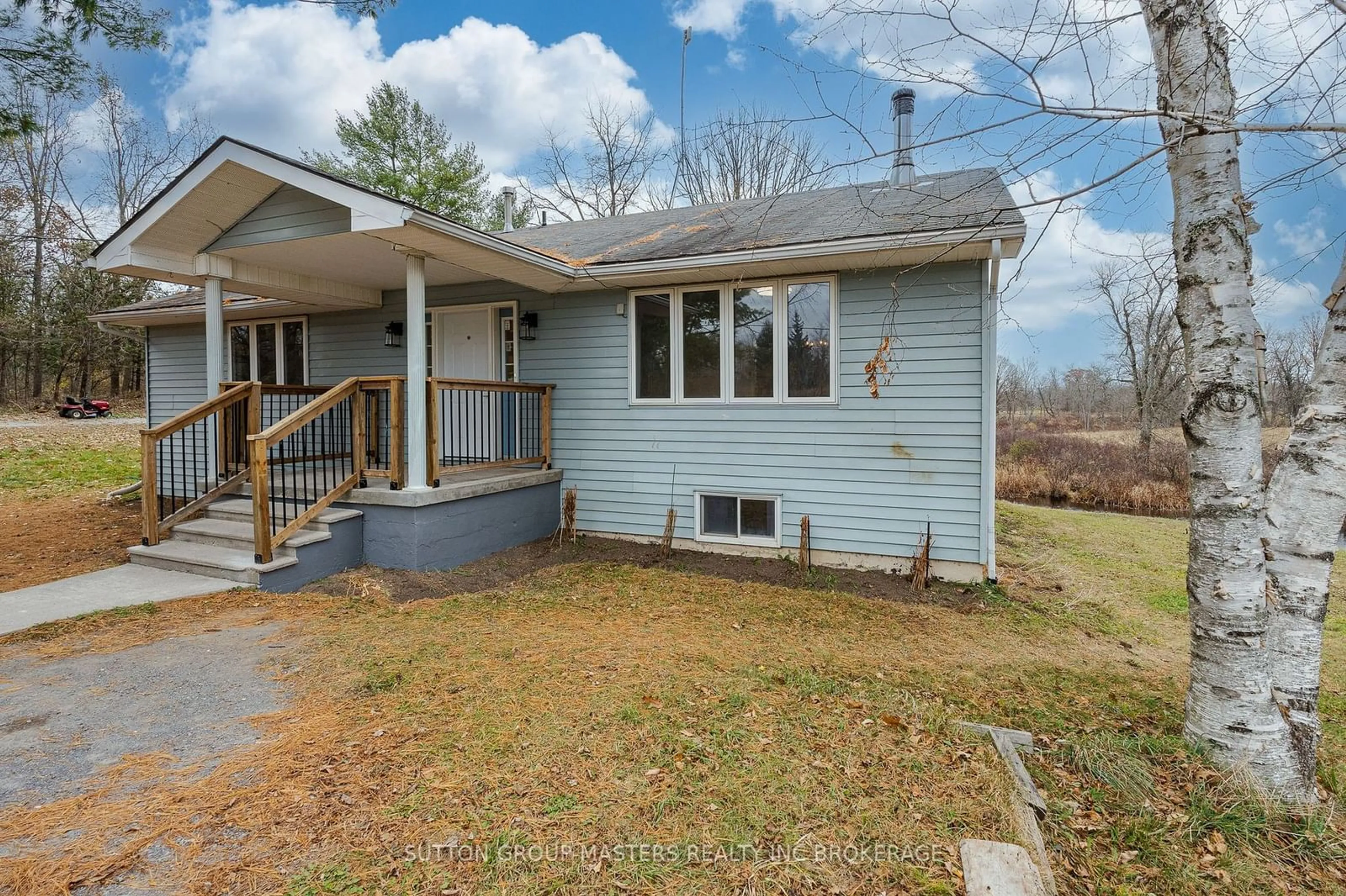 Frontside or backside of a home, cottage for 5972 FIRST LAKE Rd, South Frontenac Ontario K0H 2W0