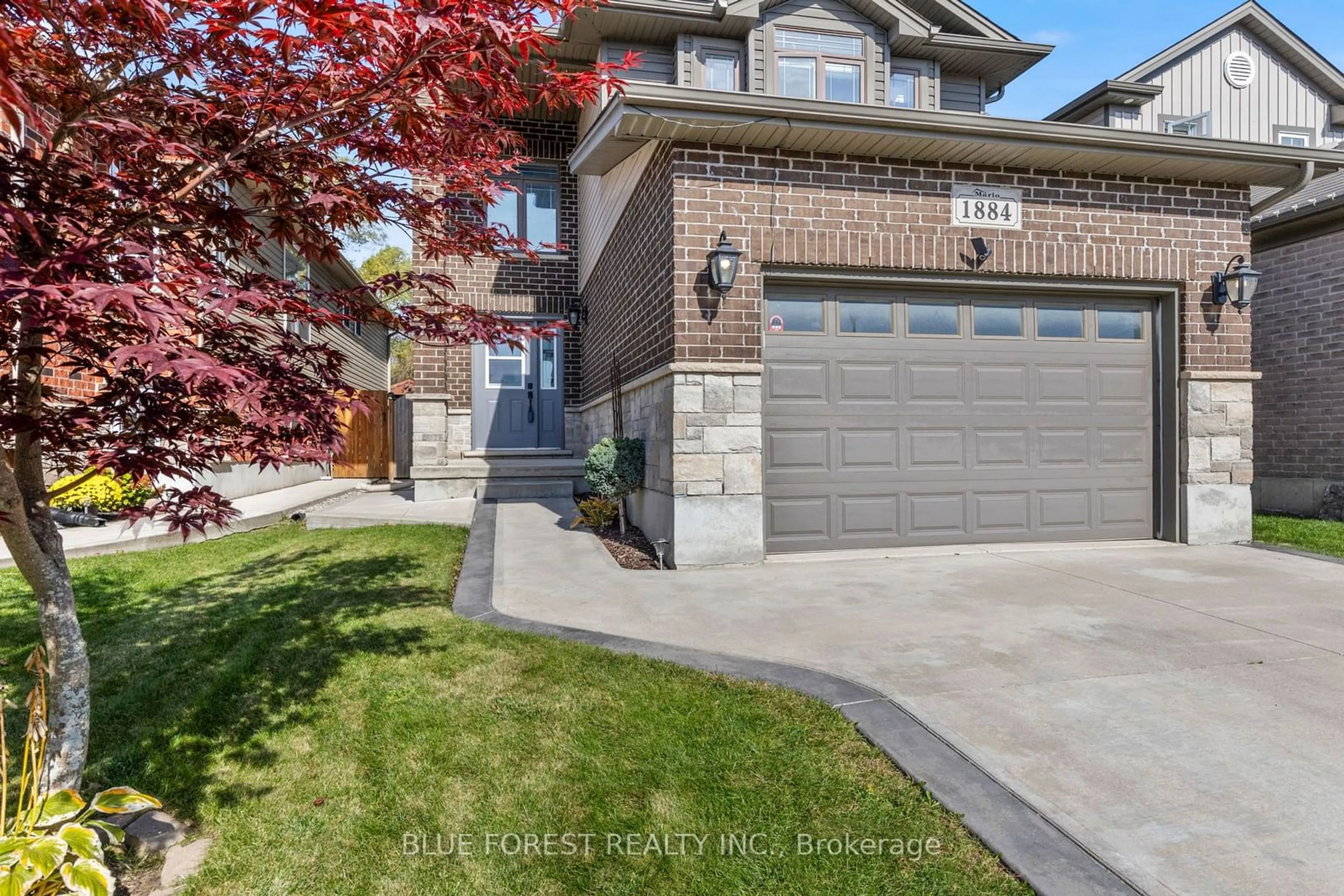 Frontside or backside of a home, the street view for 1884 Frederick Cres, London Ontario N5W 0A5