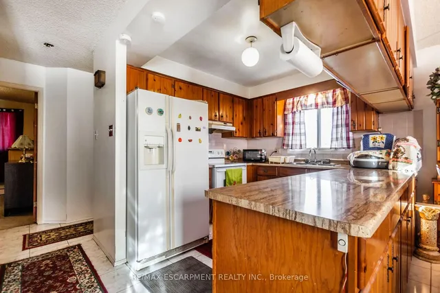 Additional property image - 1295 Cannon St