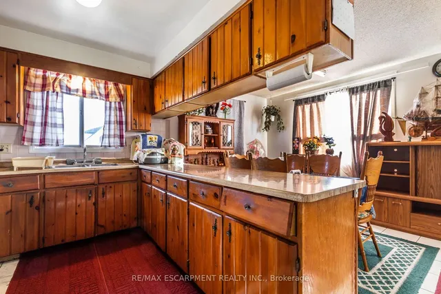 Additional property image - 1295 Cannon St