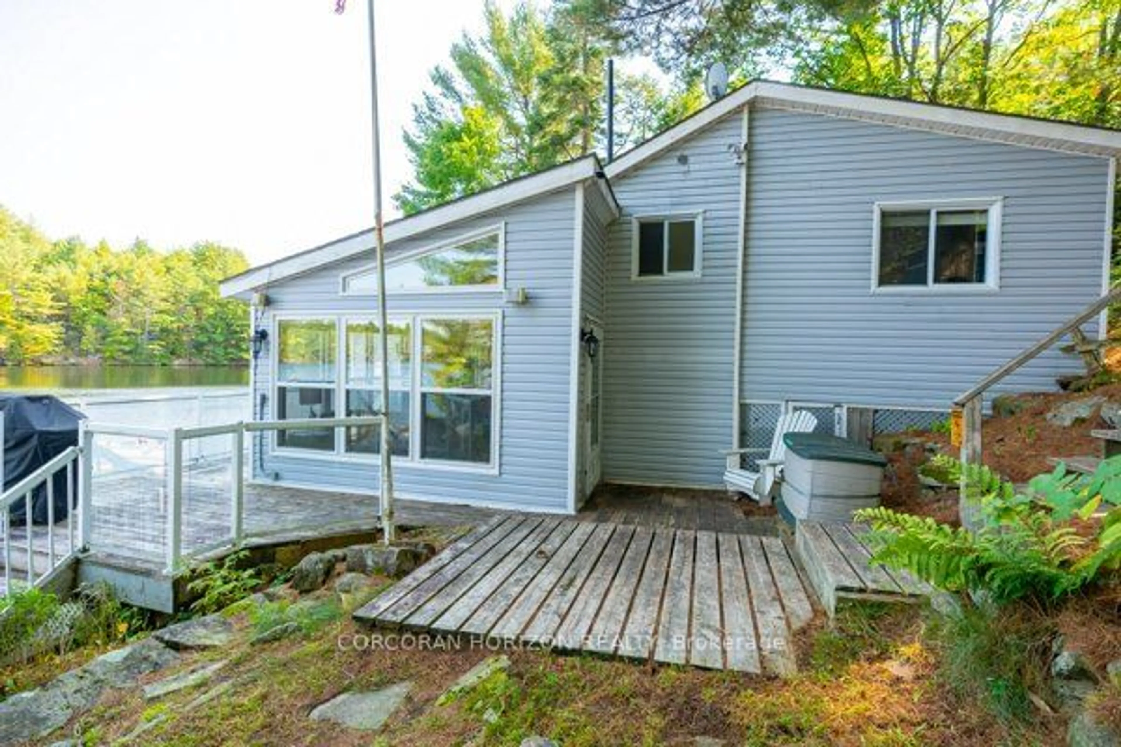 Patio, cottage for 317 Hasketts Dr, Georgian Bay Ontario L0K 1S0