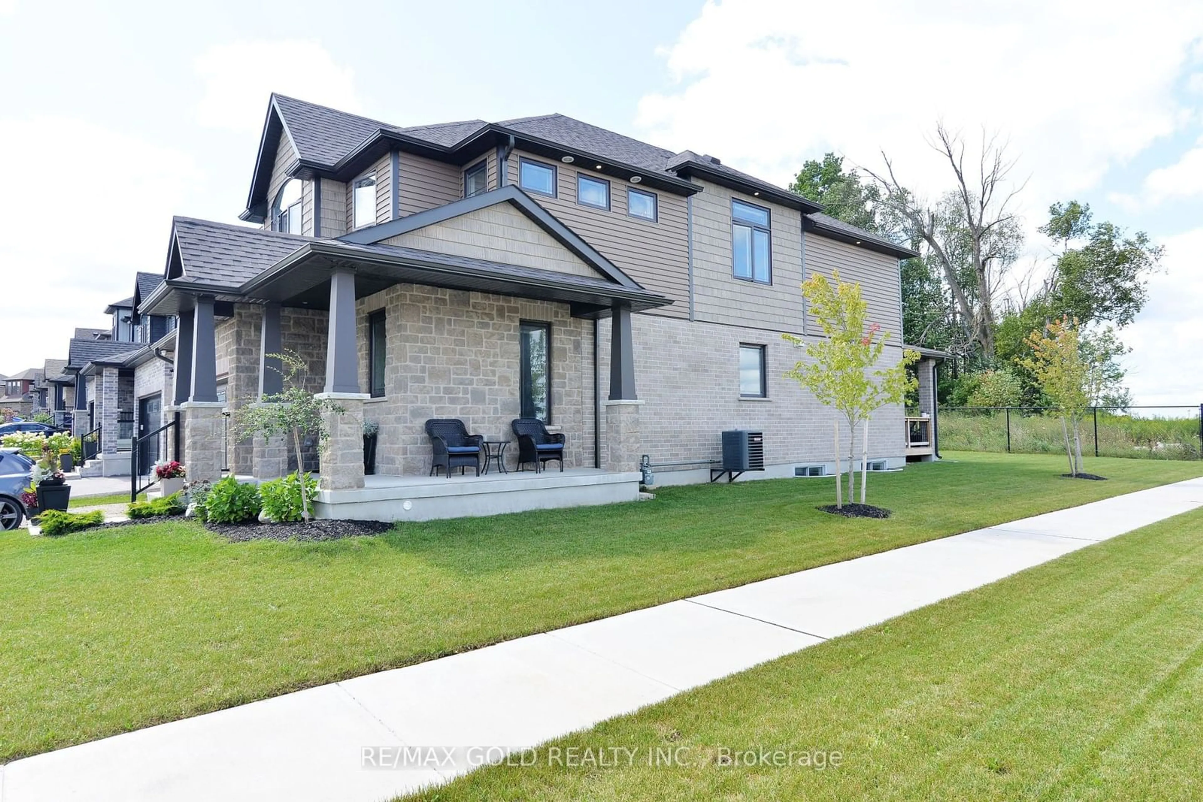 Frontside or backside of a home, the street view for 50 Tindall Cres, East Luther Grand Valley Ontario L9W 7R8